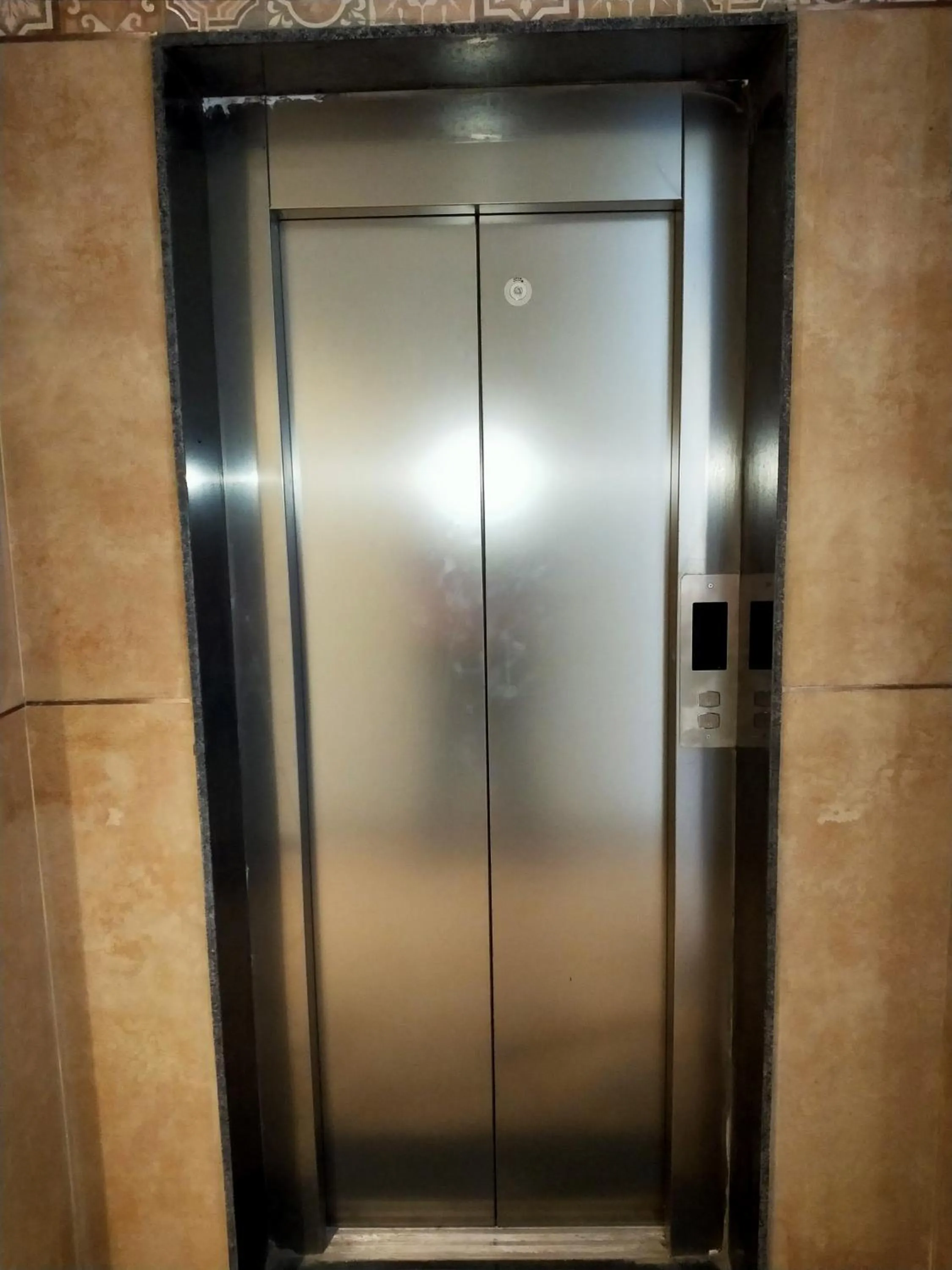elevator in The Vrindwoods