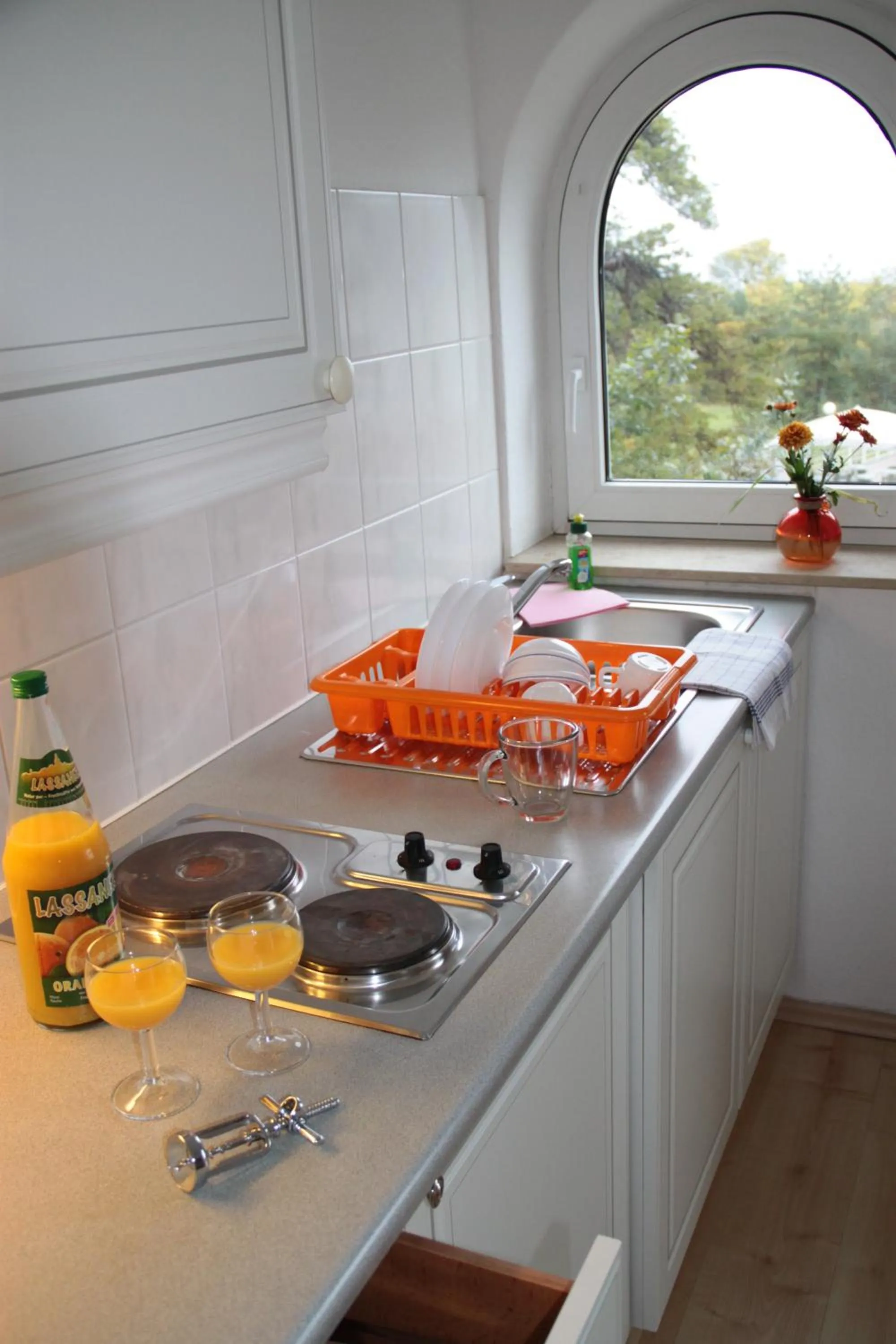 Kitchen or kitchenette in Kurhotel zu Heringsdorf