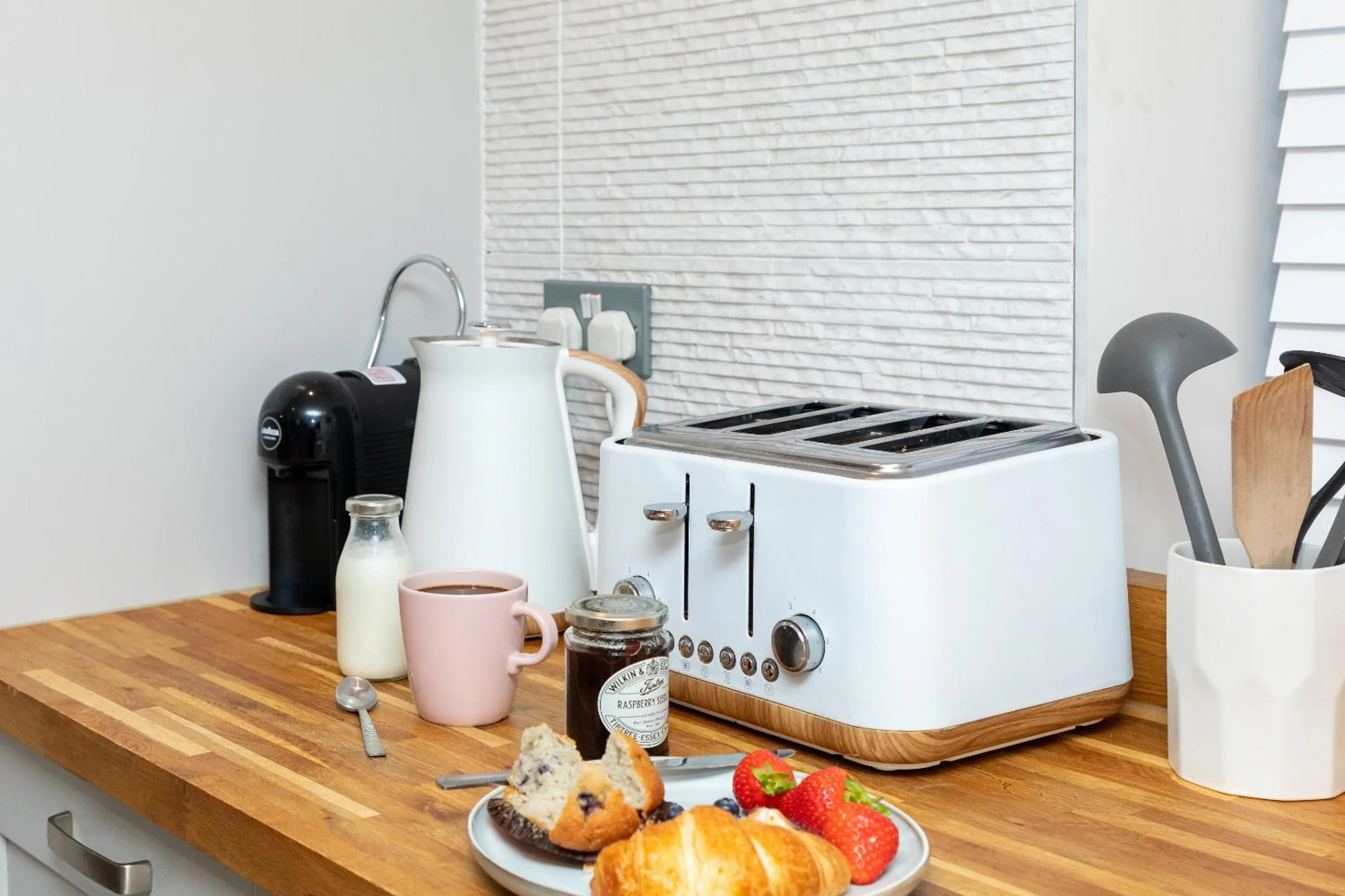 Kitchen or kitchenette in The Hideaway