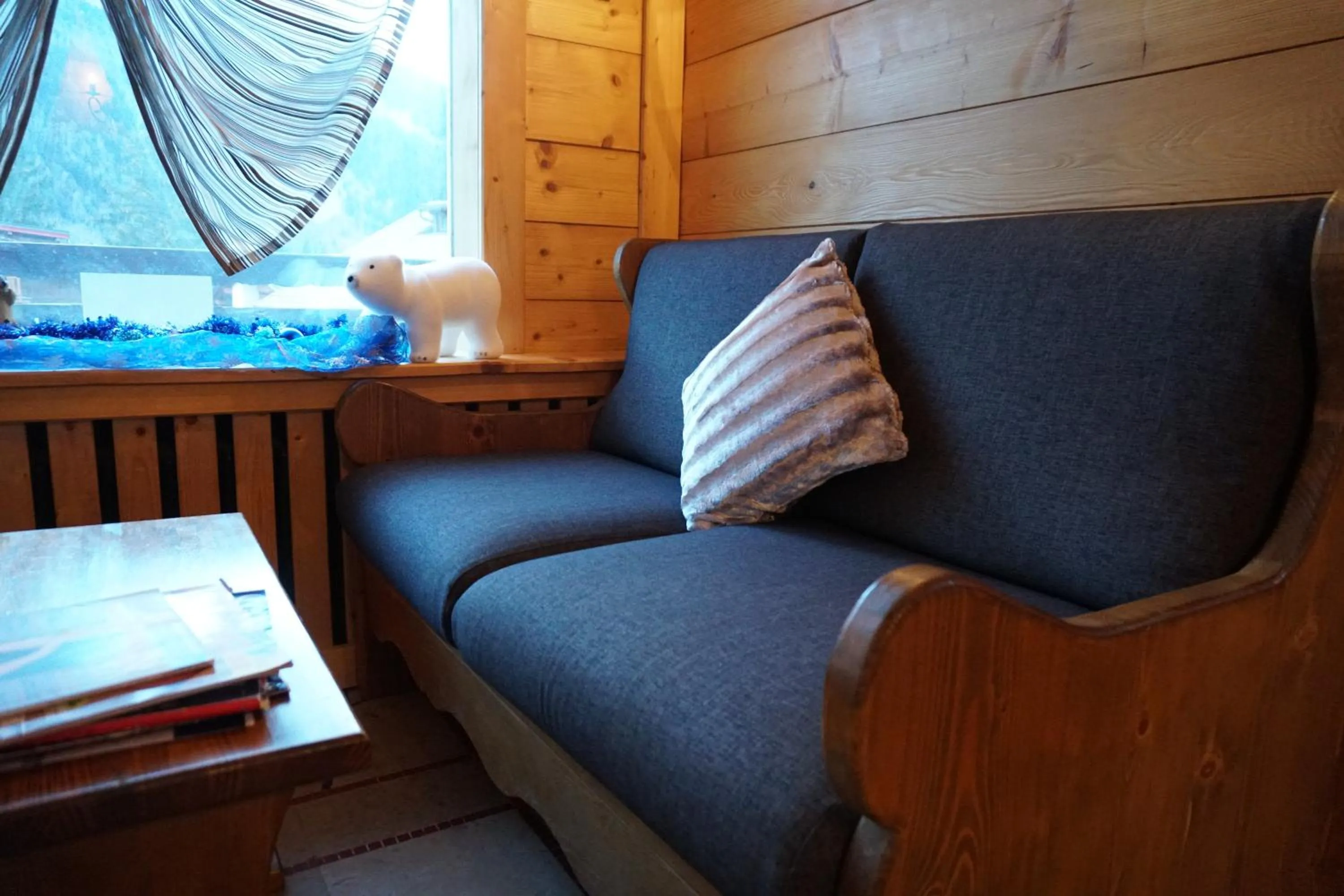 Communal lounge/ TV room in Hotel Le Christiania