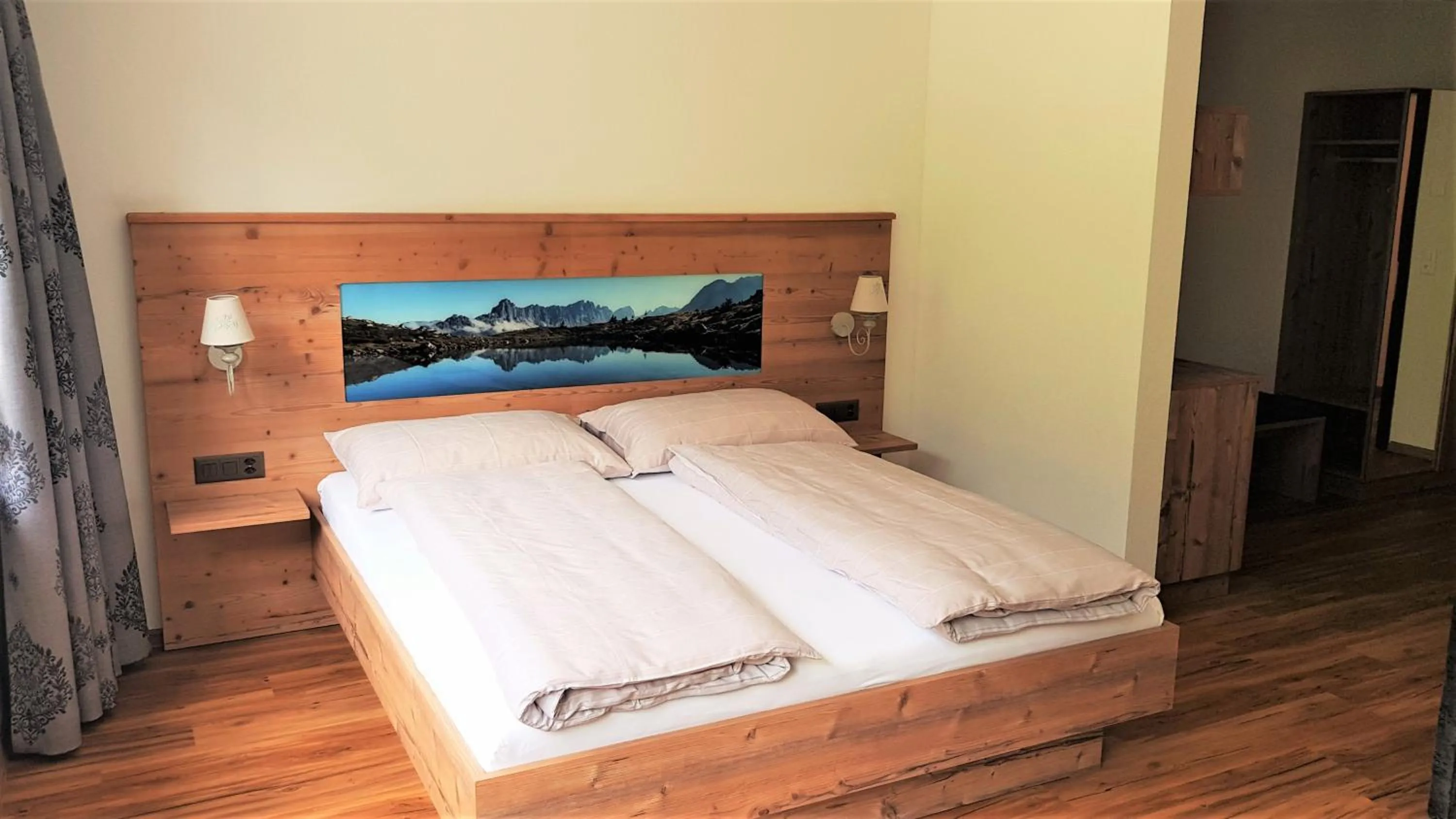 Bedroom, Bed in Triftblick