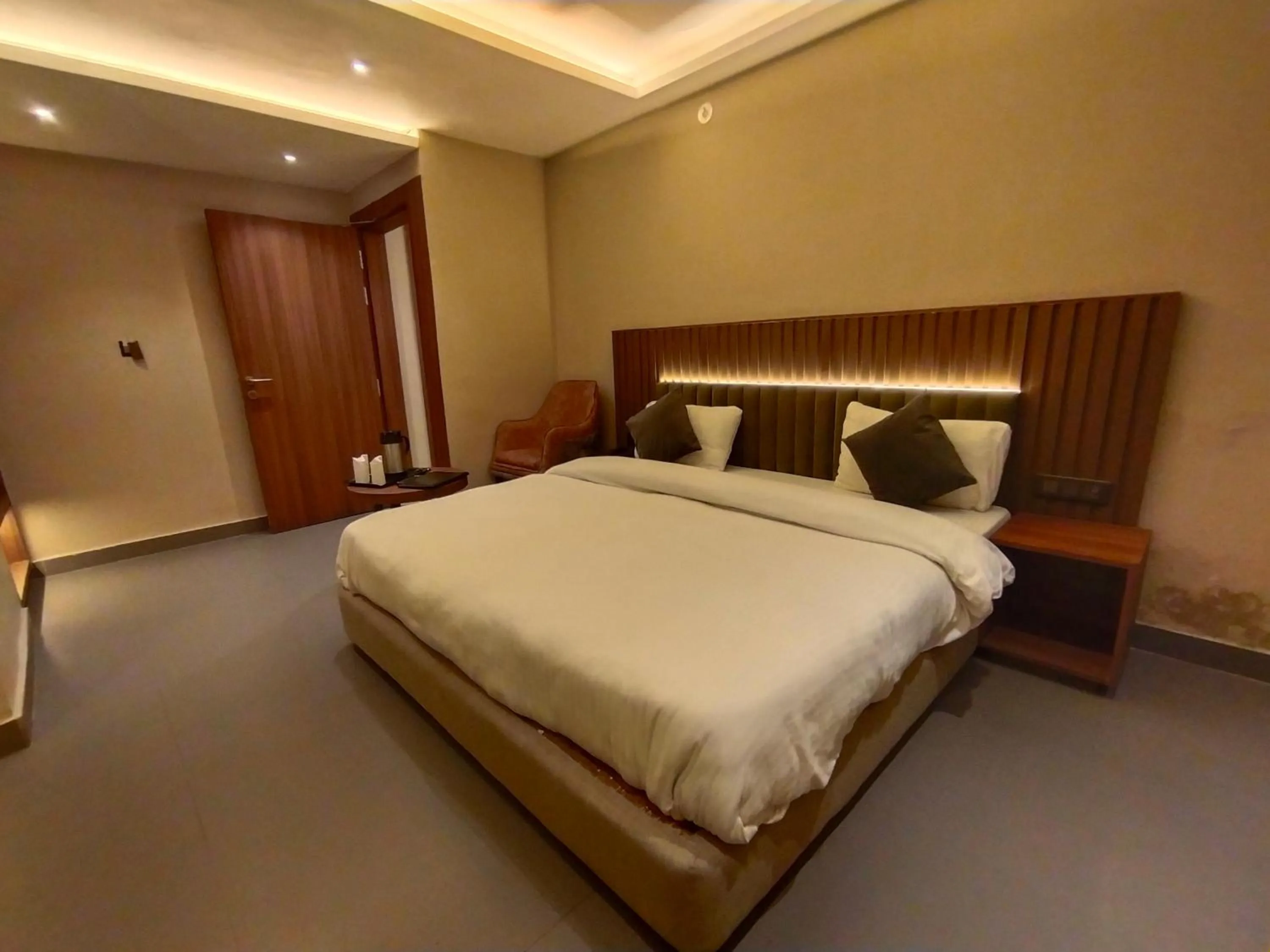 Bed in Hotel Gagan Plaza