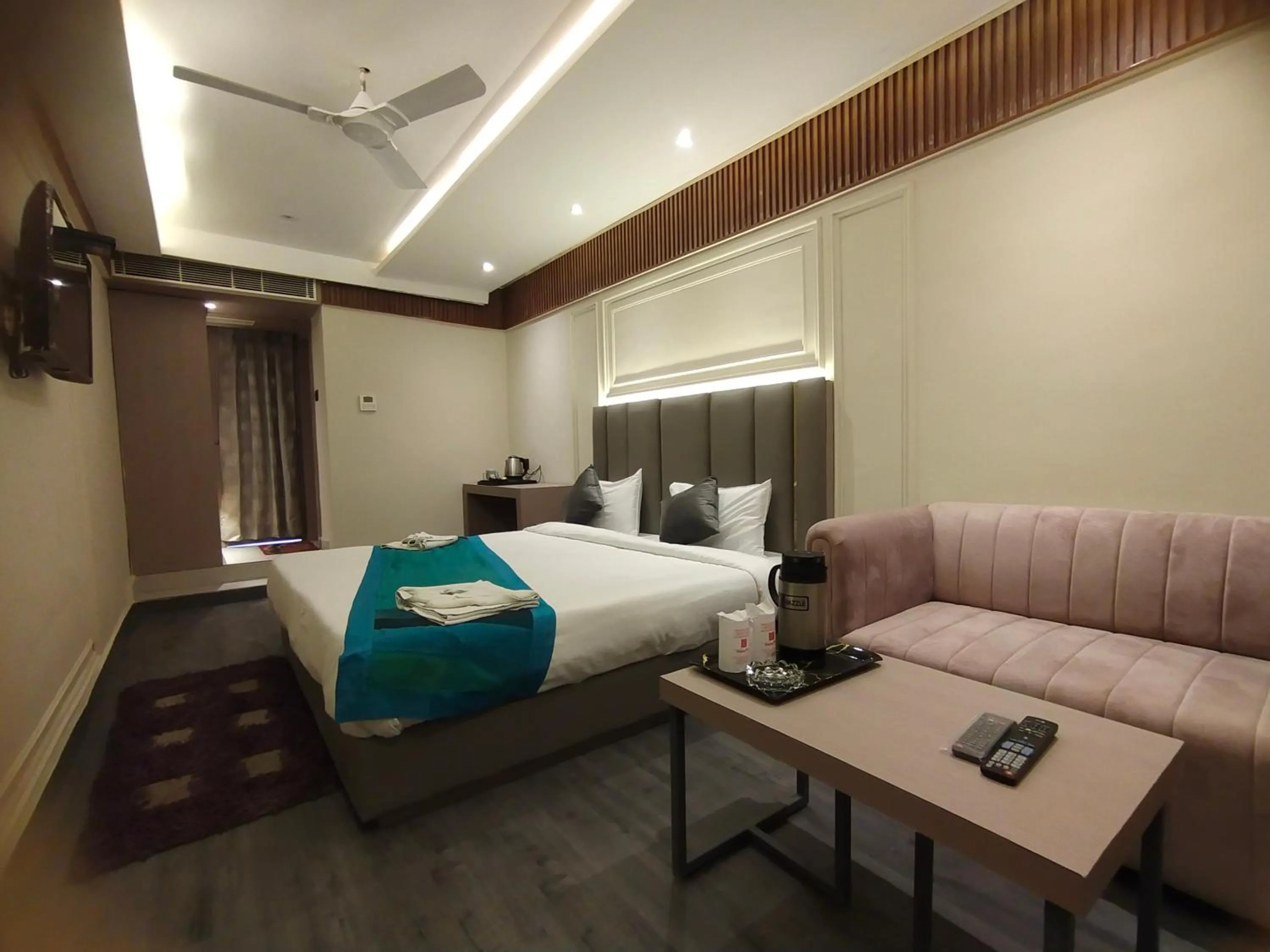 Bed in Hotel Gagan Plaza