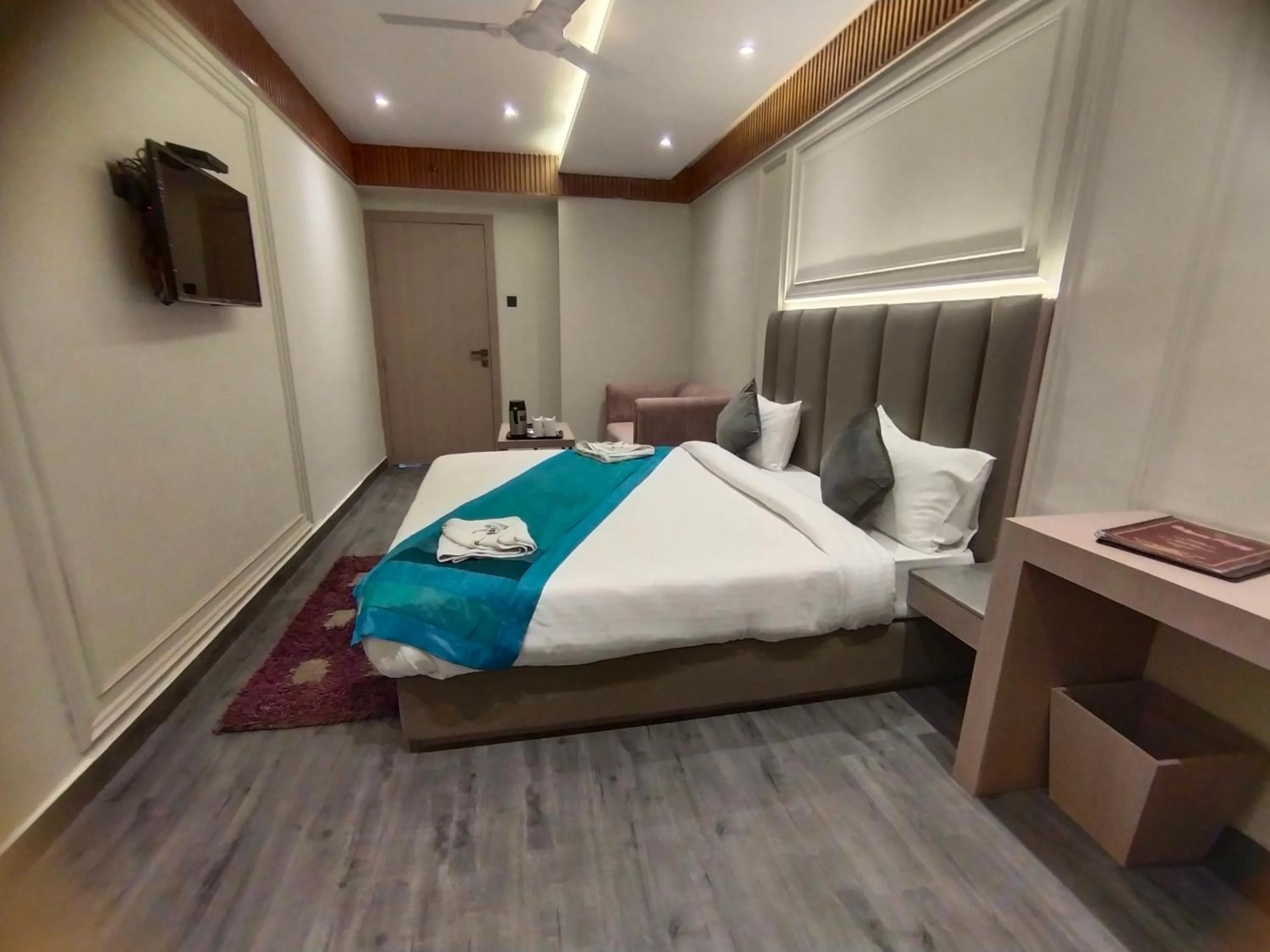 Bed in Hotel Gagan Plaza