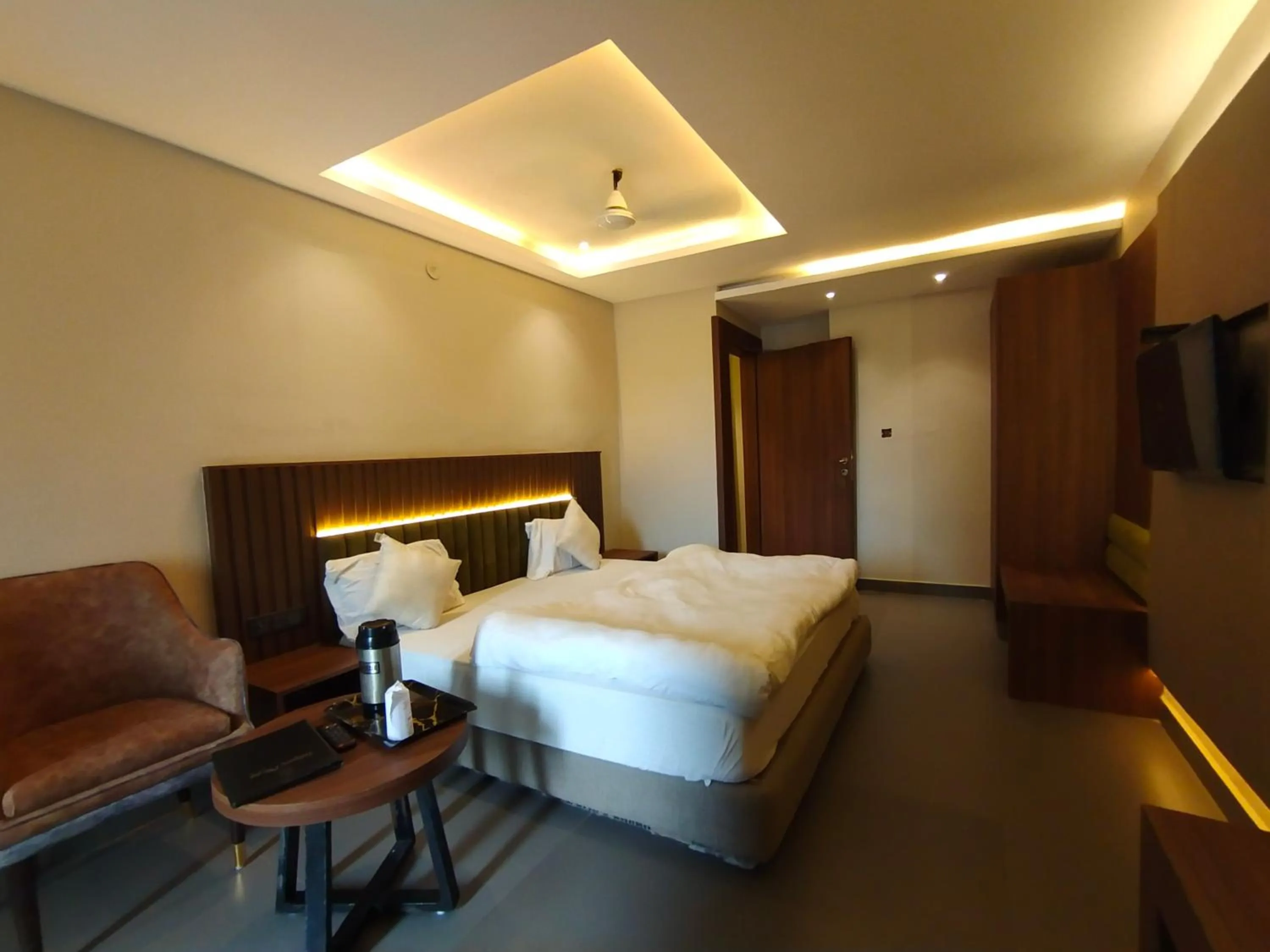 Bed in Hotel Gagan Plaza