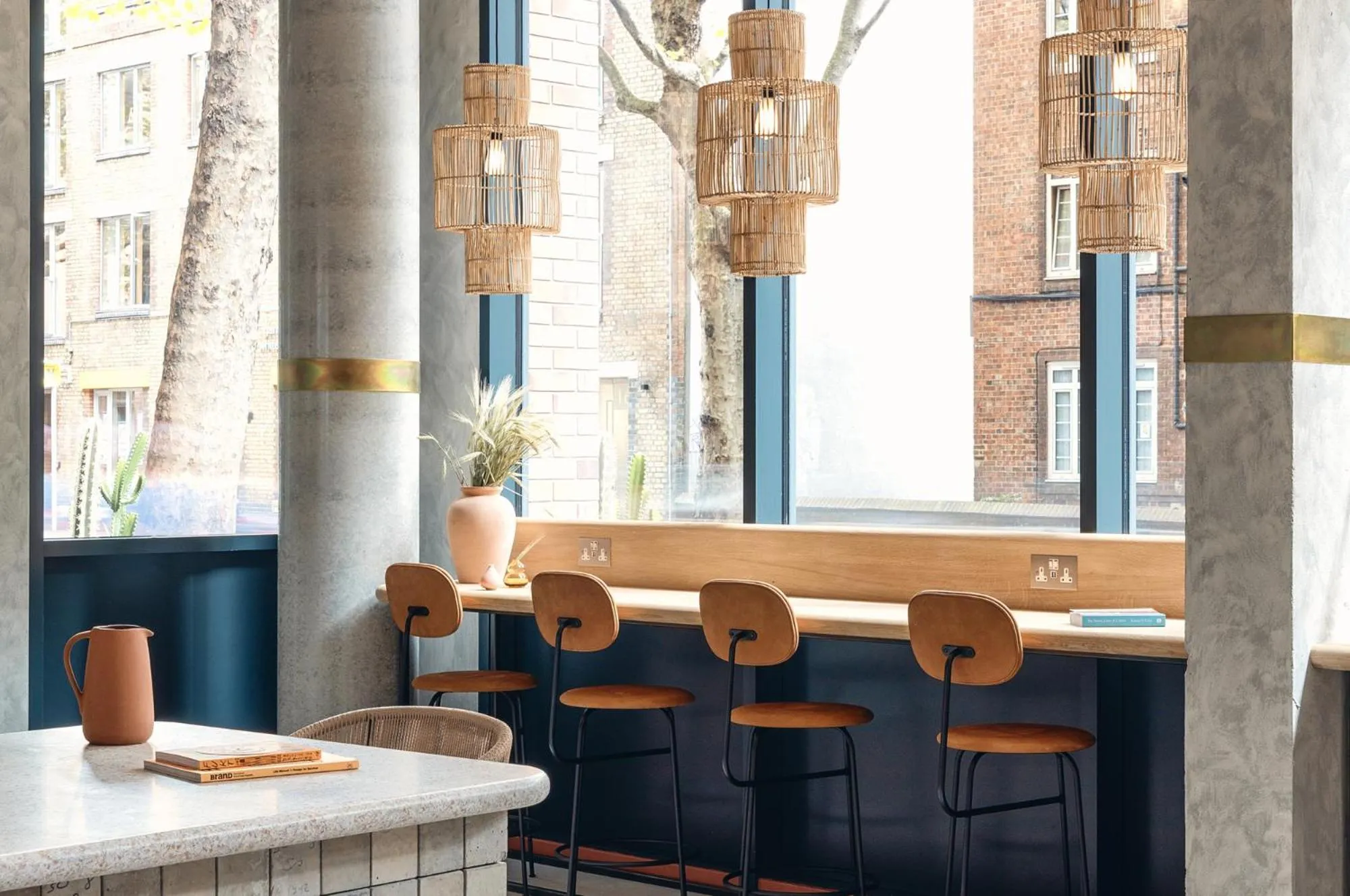 Area and facilities in Bermonds Locke, Tower Bridge