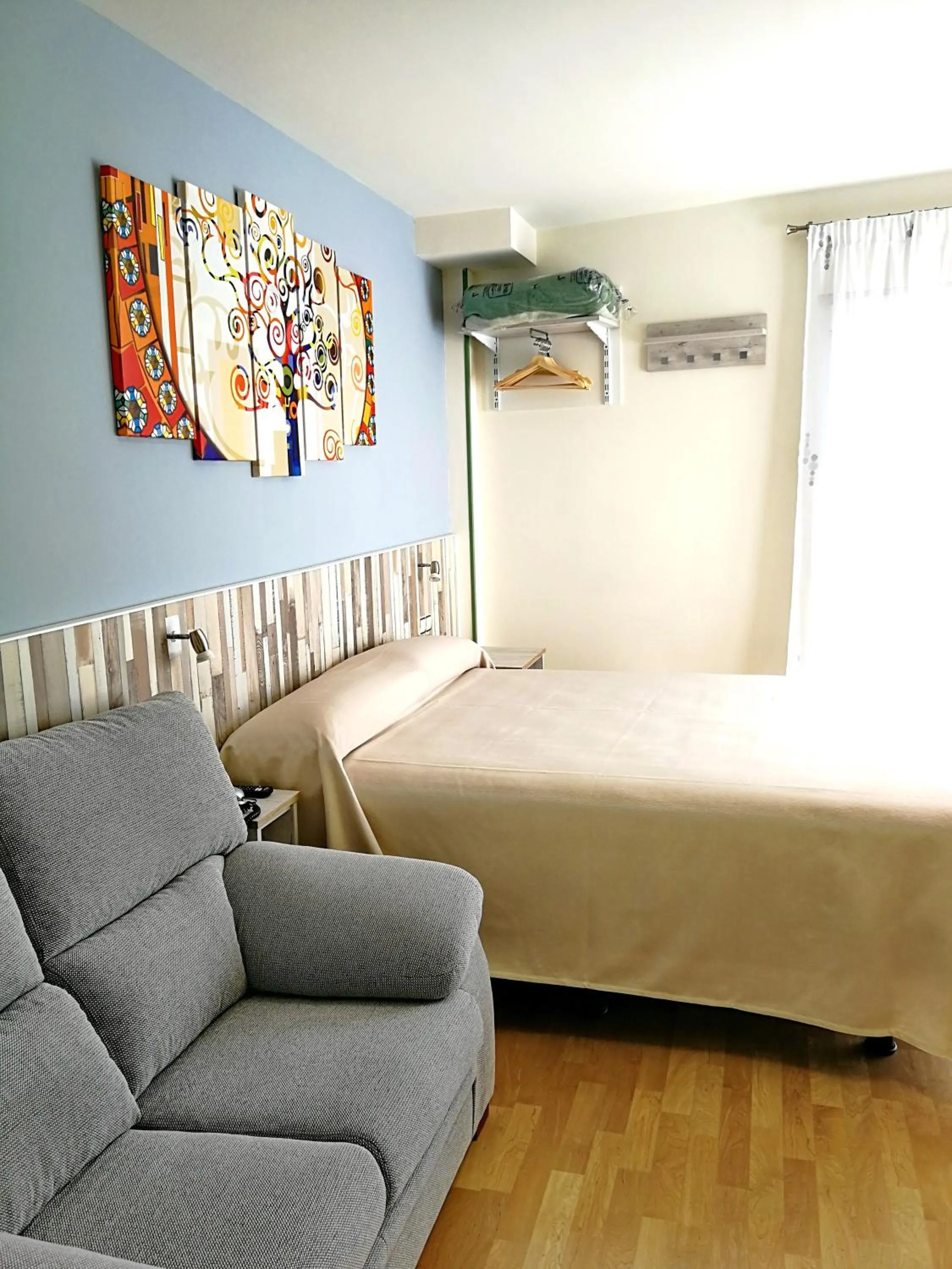 Photo of the whole room, Bed in Hotel Apartamentos Aralso