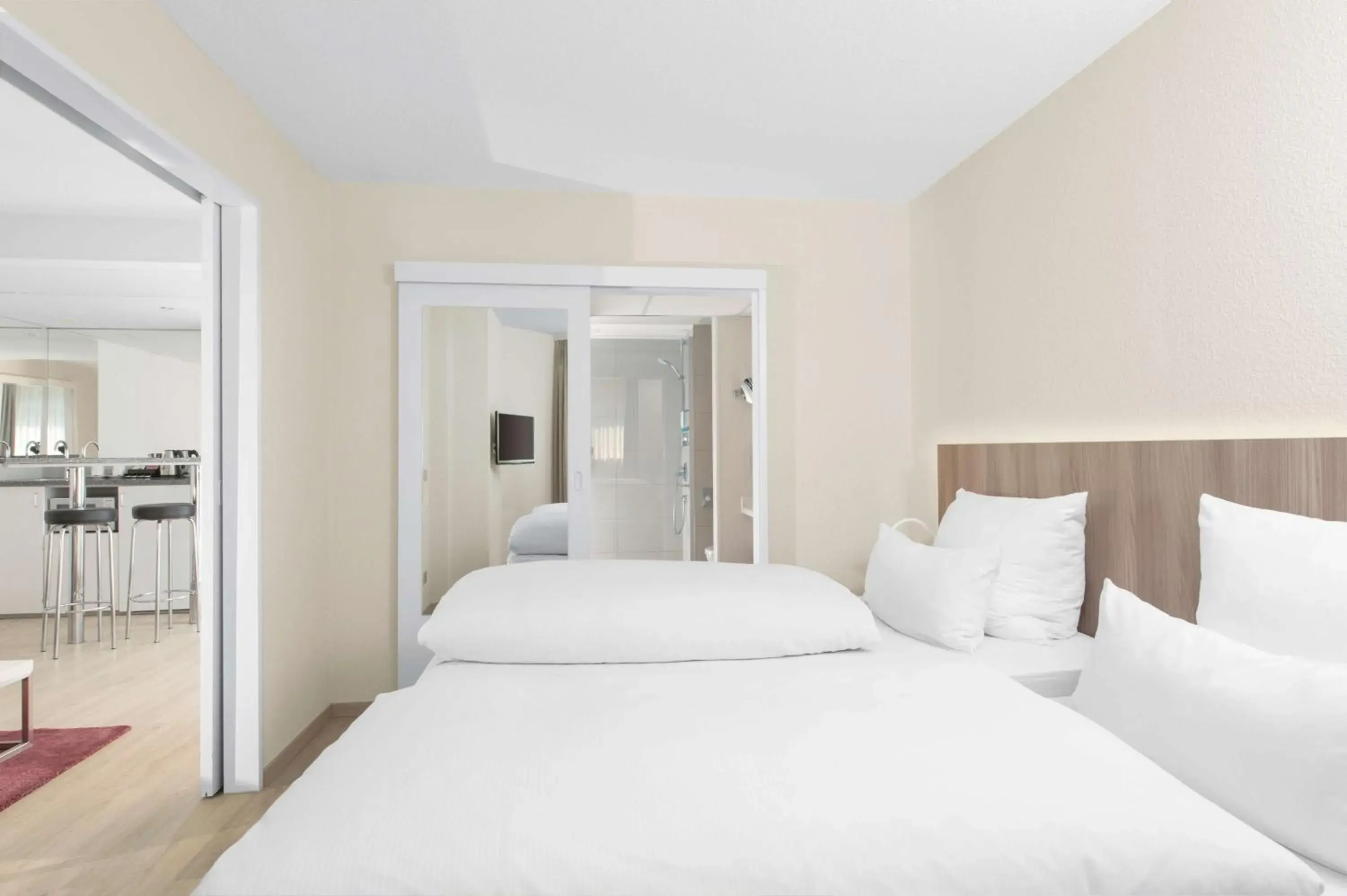 Photo of the whole room, Bed in NH Fürth Nürnberg Photo of the whole room, Bed in NH Fürth Nürnberg