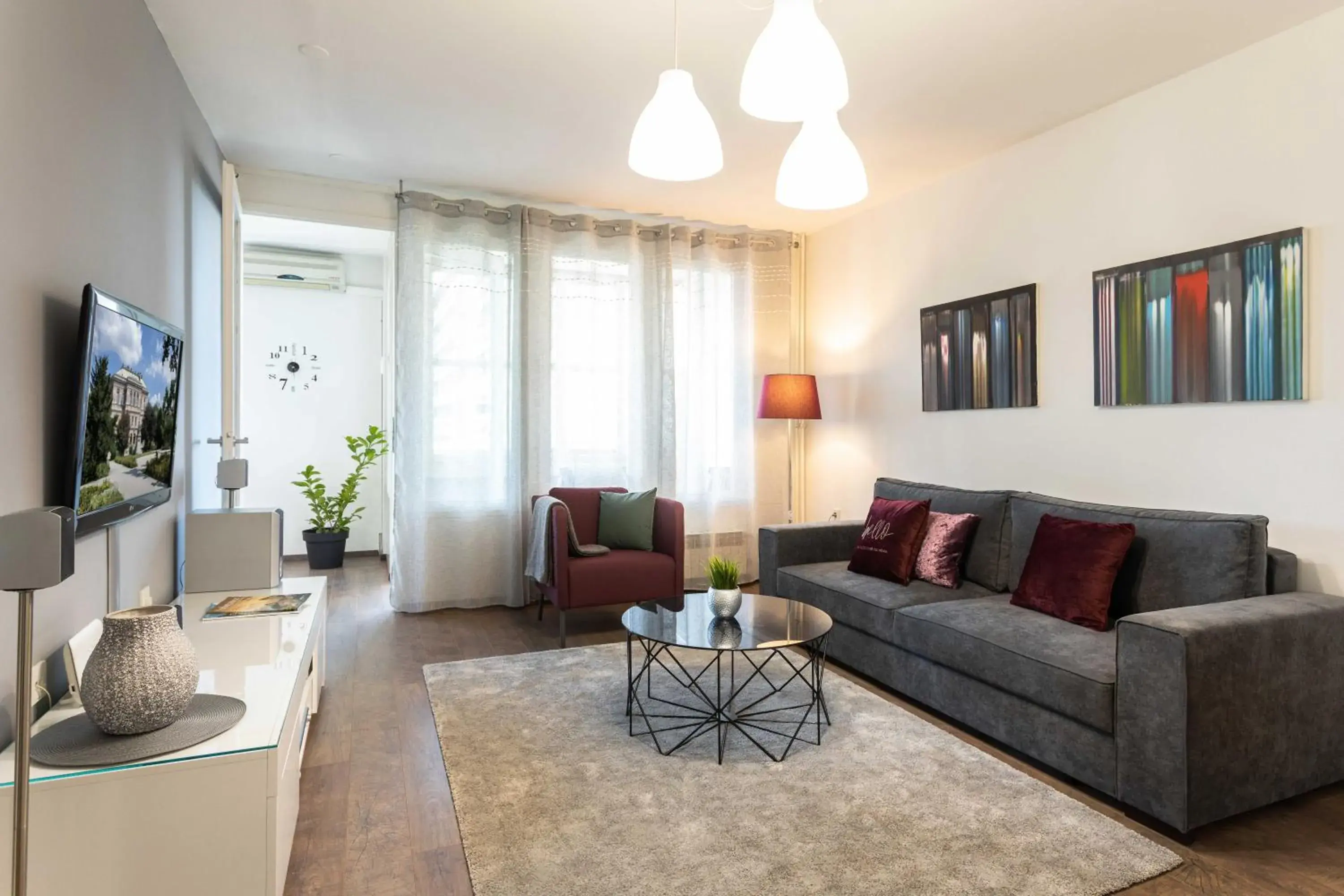 One-Bedroom Apartment in Modern Apartment near Faculty of El Engineering One-Bedroom Apartment in Modern Apartment near Faculty of El Engineering