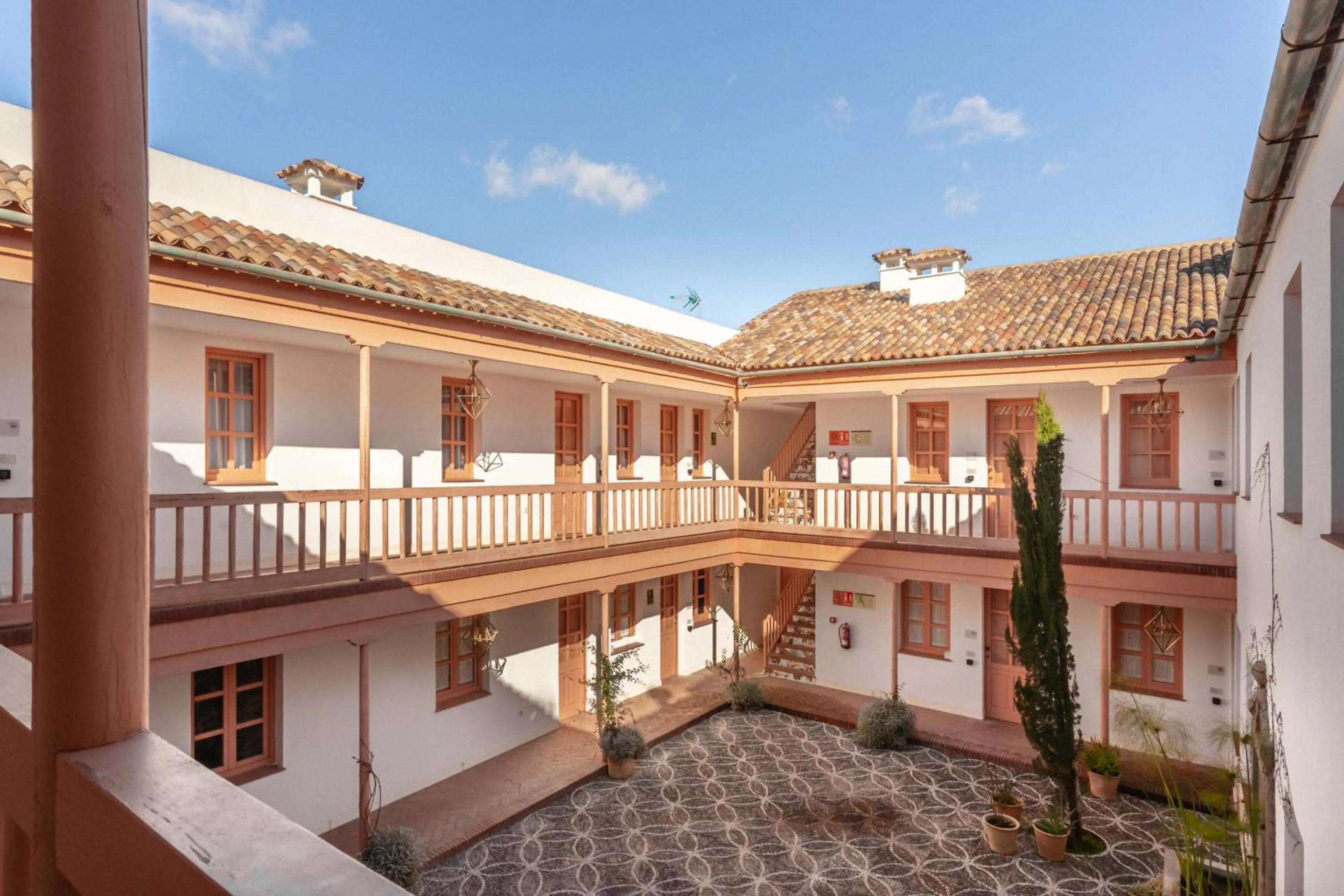 Property building in Limehome Cordoba Calle Pozanco - City Center