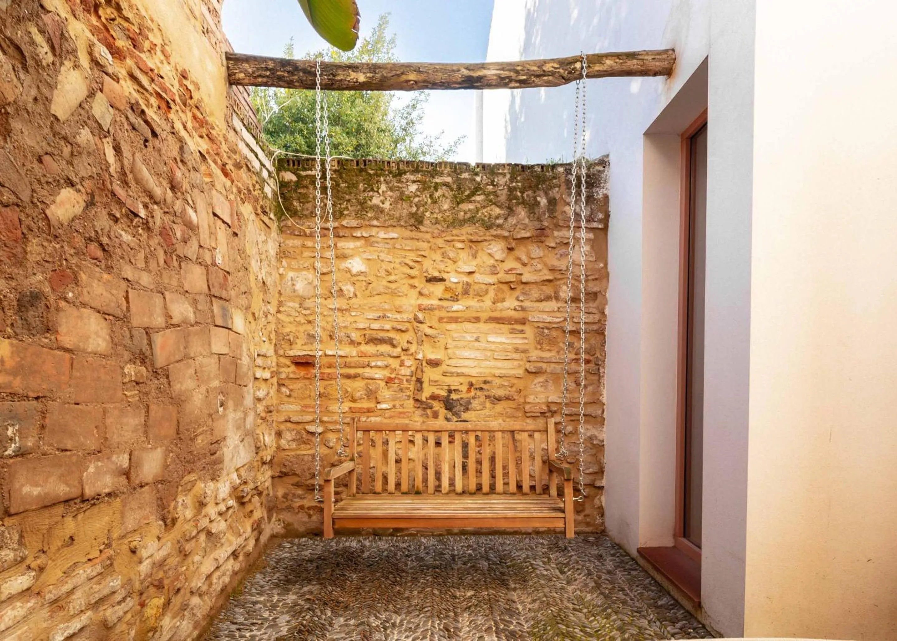 Patio in Limehome Cordoba Calle Pozanco - City Center