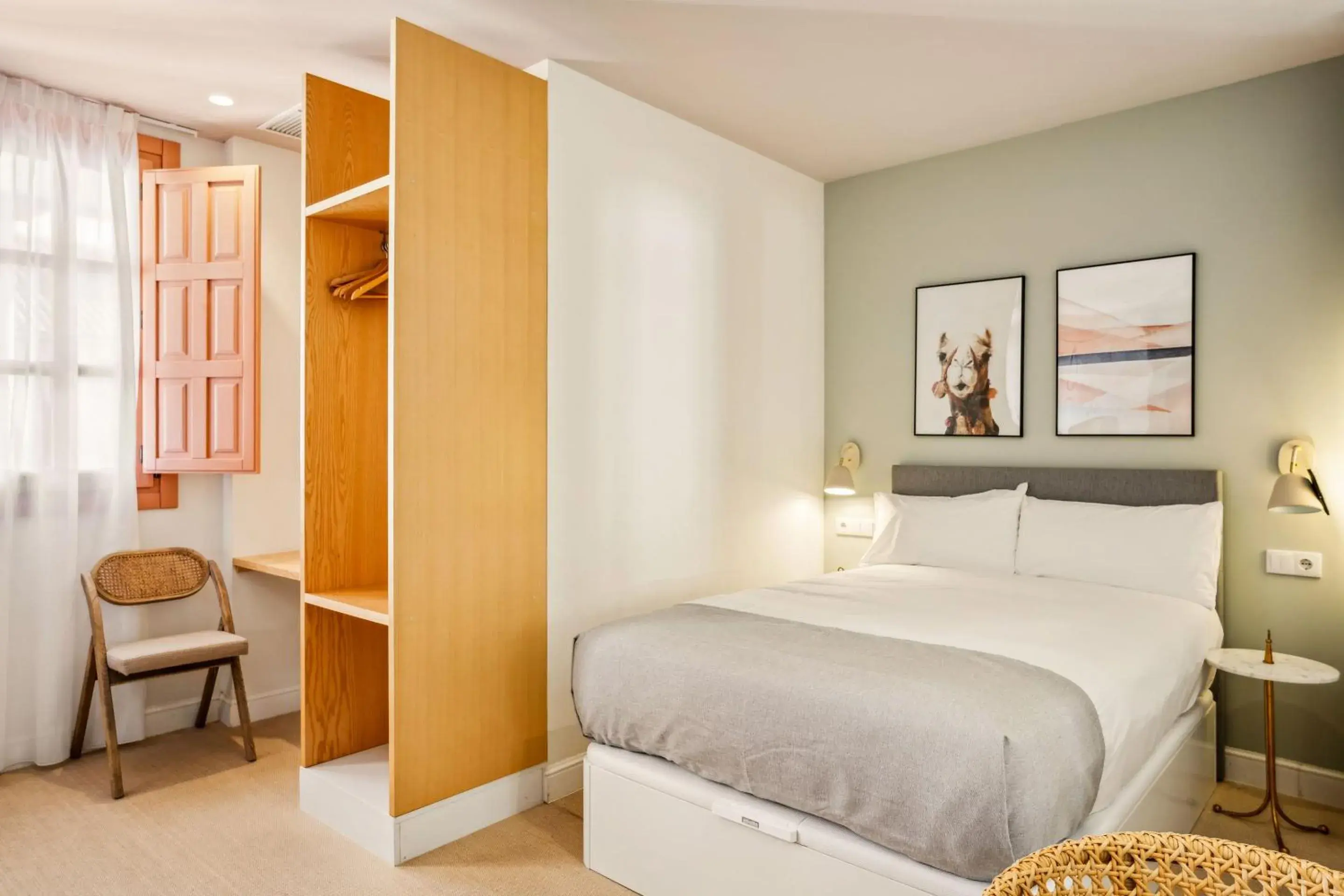 Comfort Studio with sofa bed in Limehome Cordoba Calle Pozanco - City Center Comfort Studio with sofa bed in Limehome Cordoba Calle Pozanco - City Center