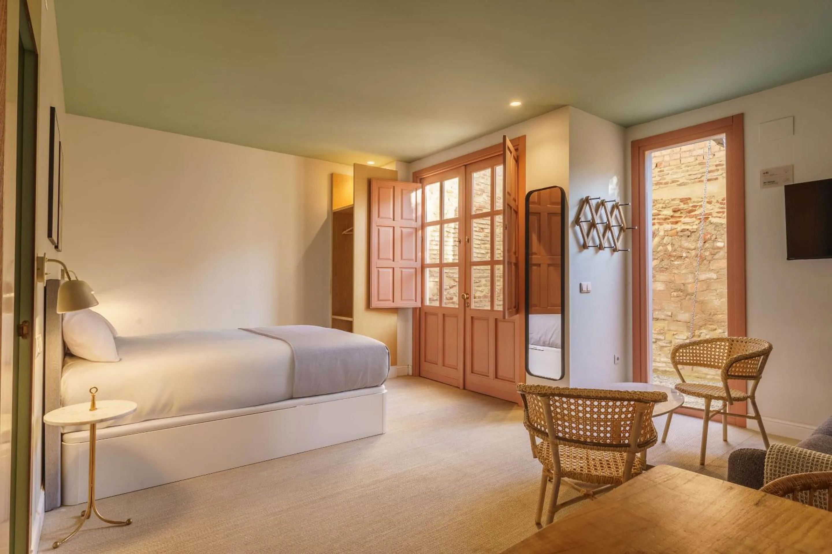 Bed in Limehome Cordoba Calle Pozanco - City Center