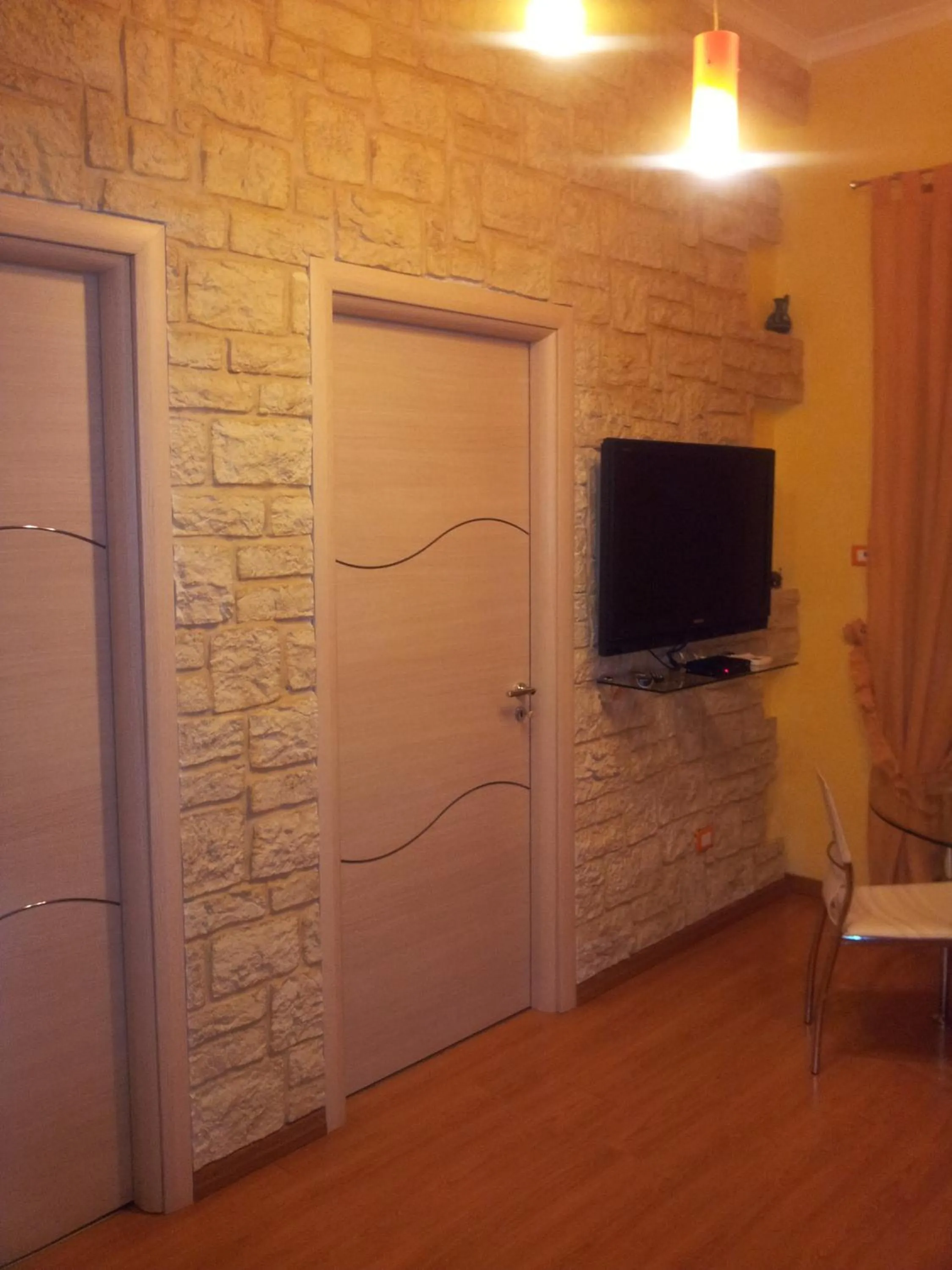 Decorative detail in Thousand Colors