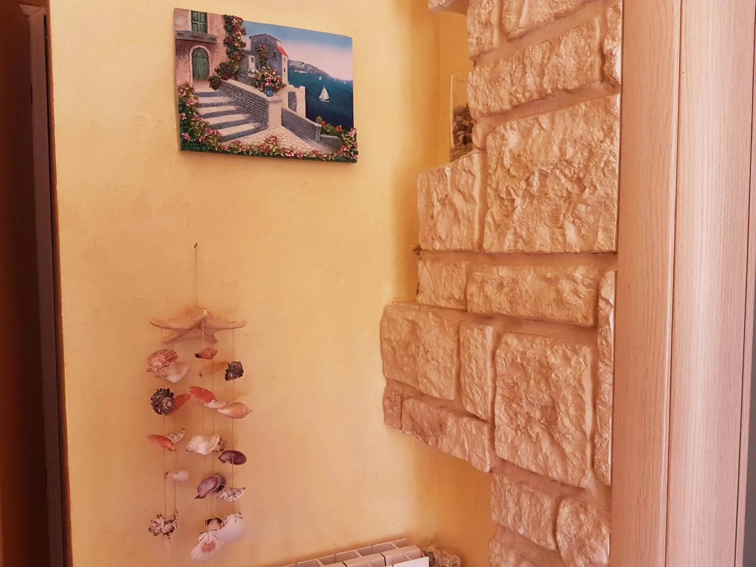 Decorative detail in Thousand Colors