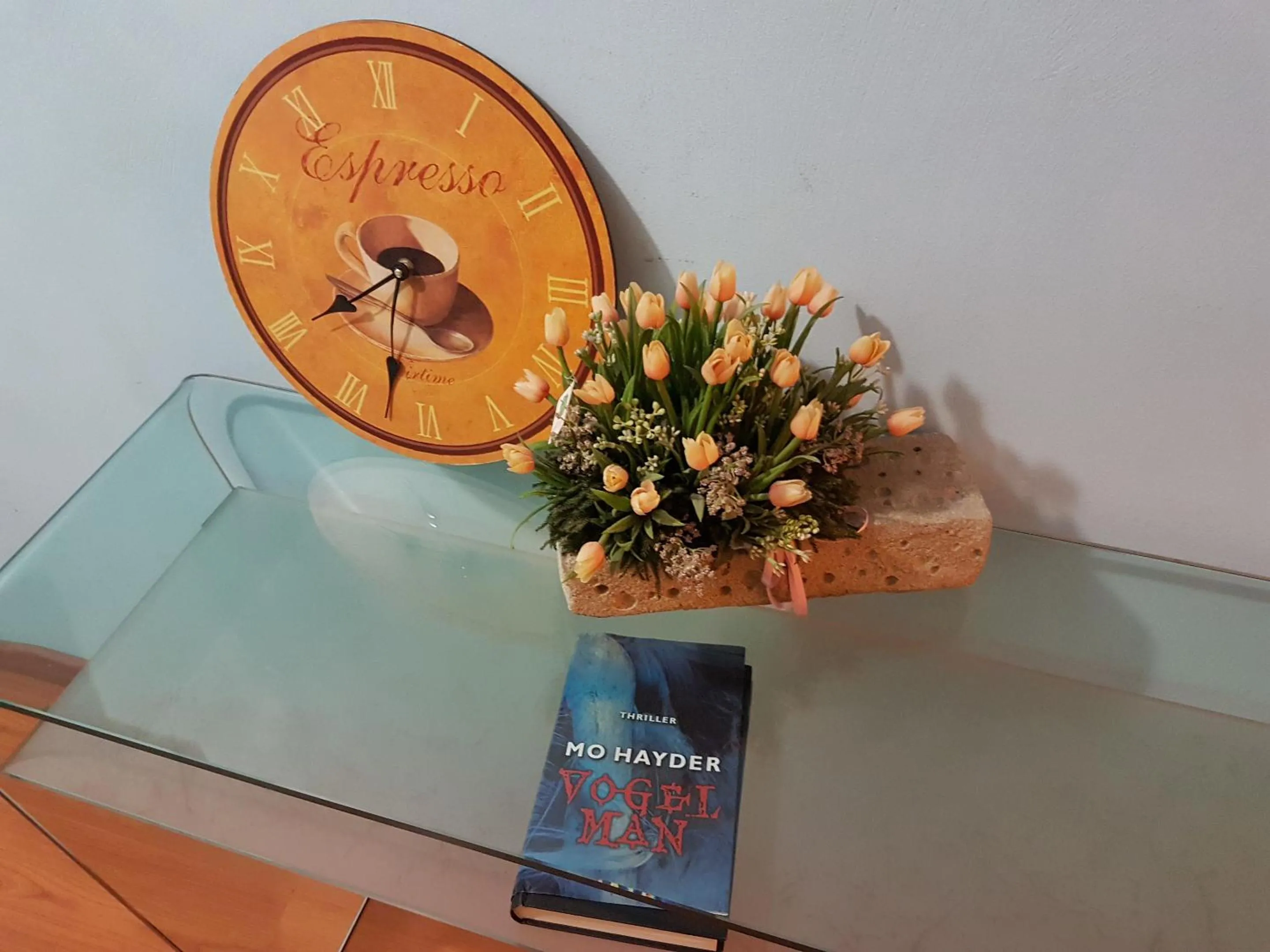 Decorative detail in Thousand Colors