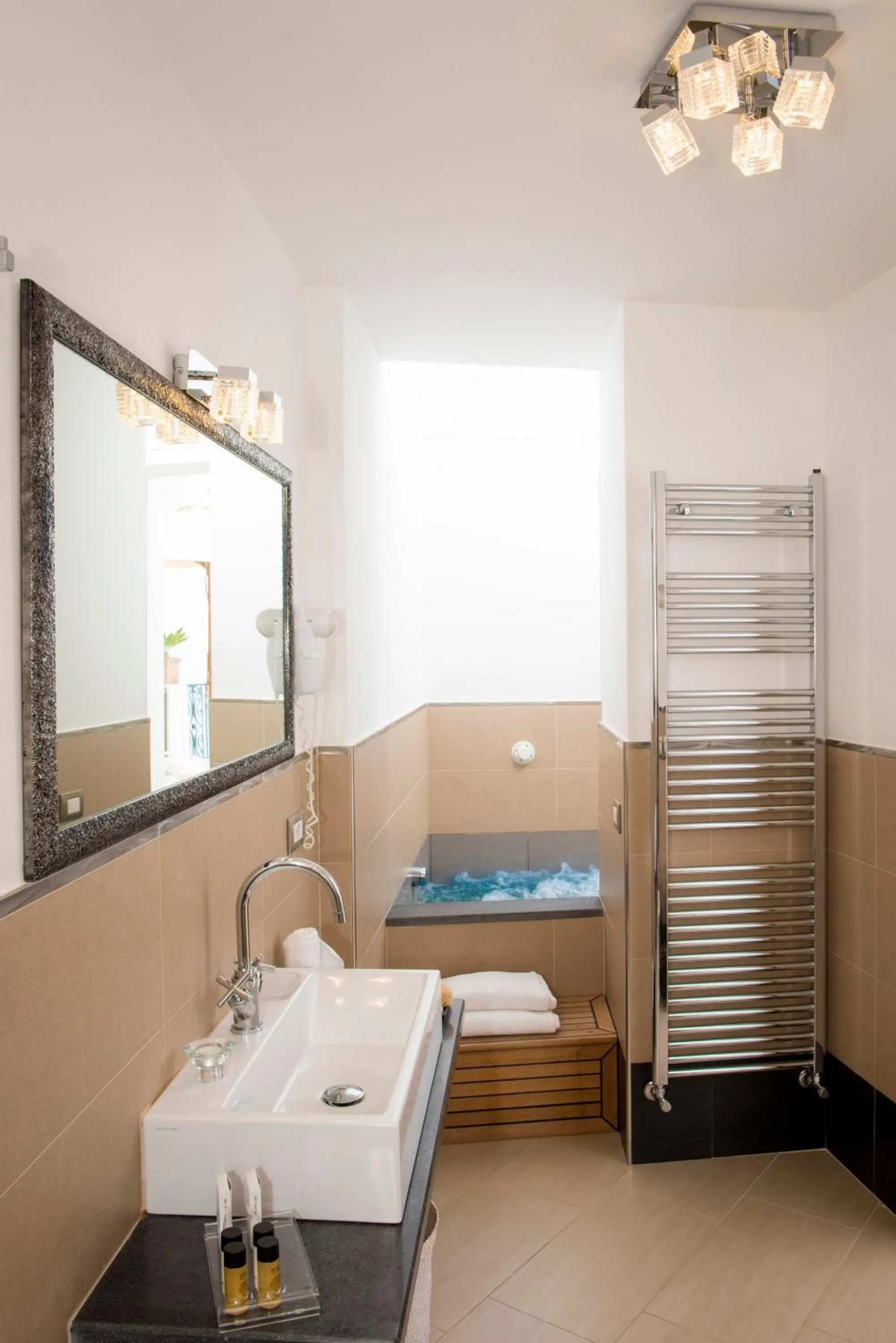 Bathroom, Bed in Villa Gianlica