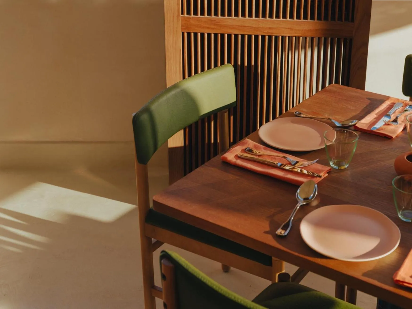 Restaurant/places to eat in Hyde Ibiza