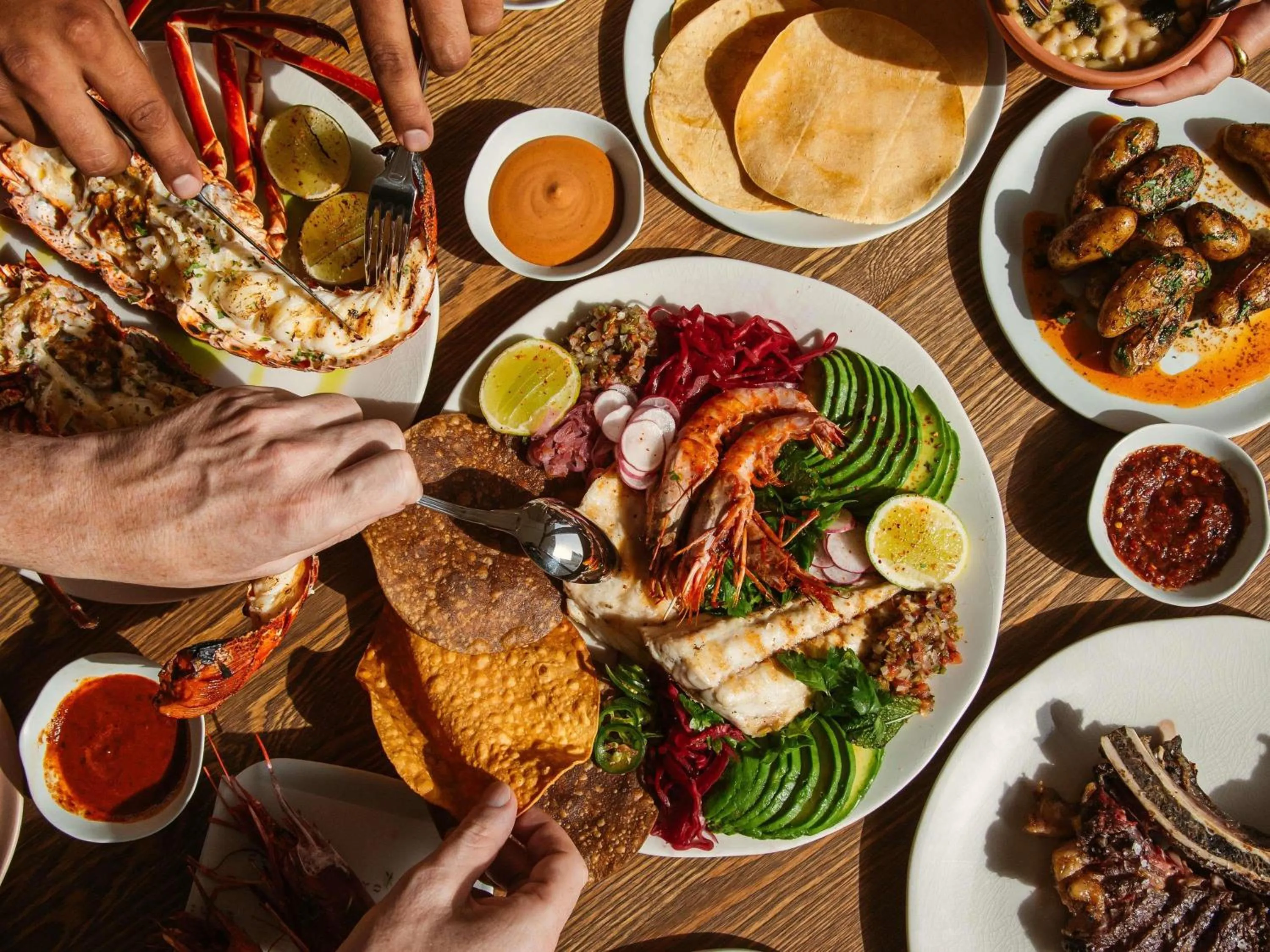 Restaurant/places to eat in Hyde Ibiza