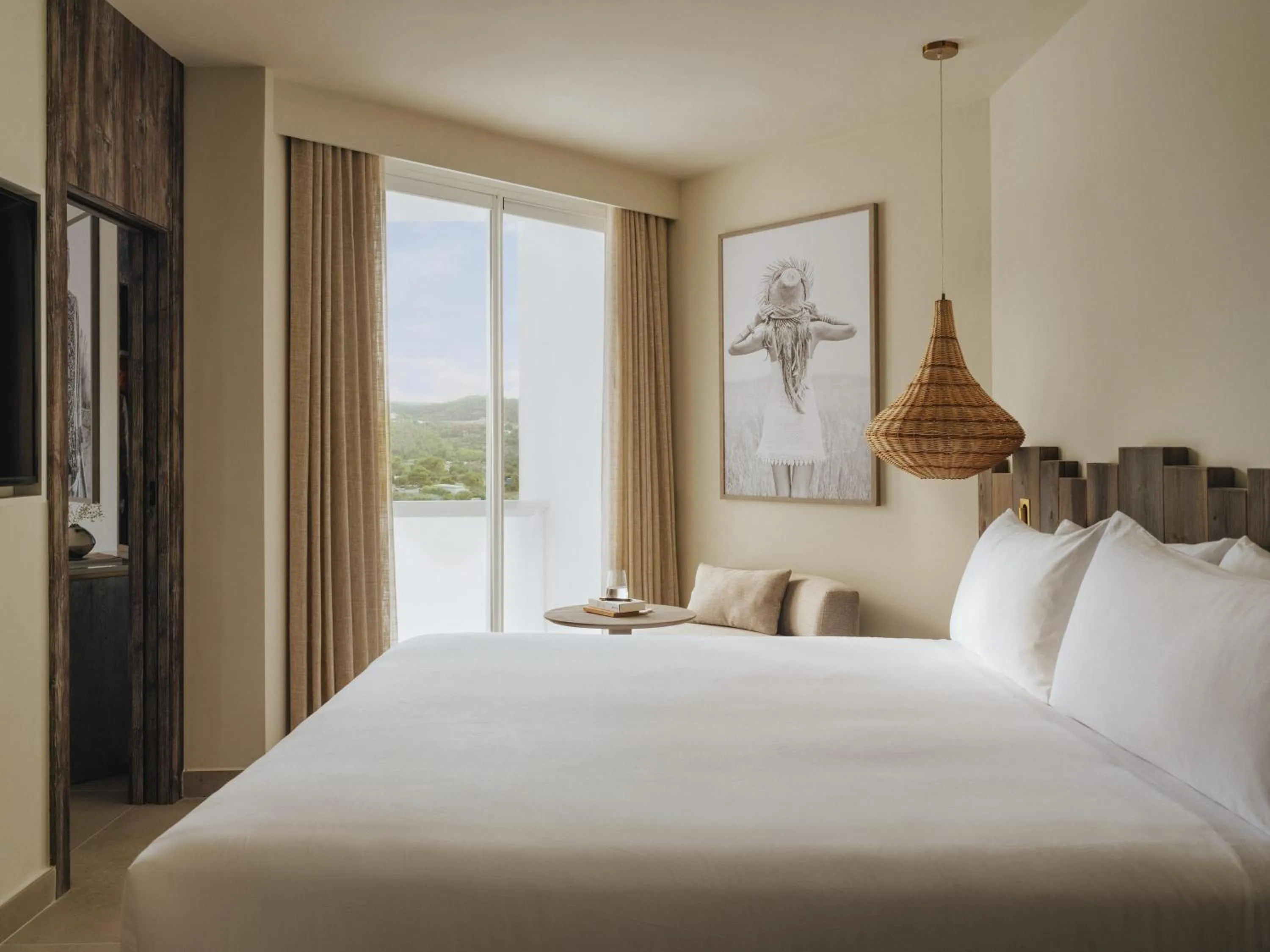 Bedroom, Bed in Hyde Ibiza