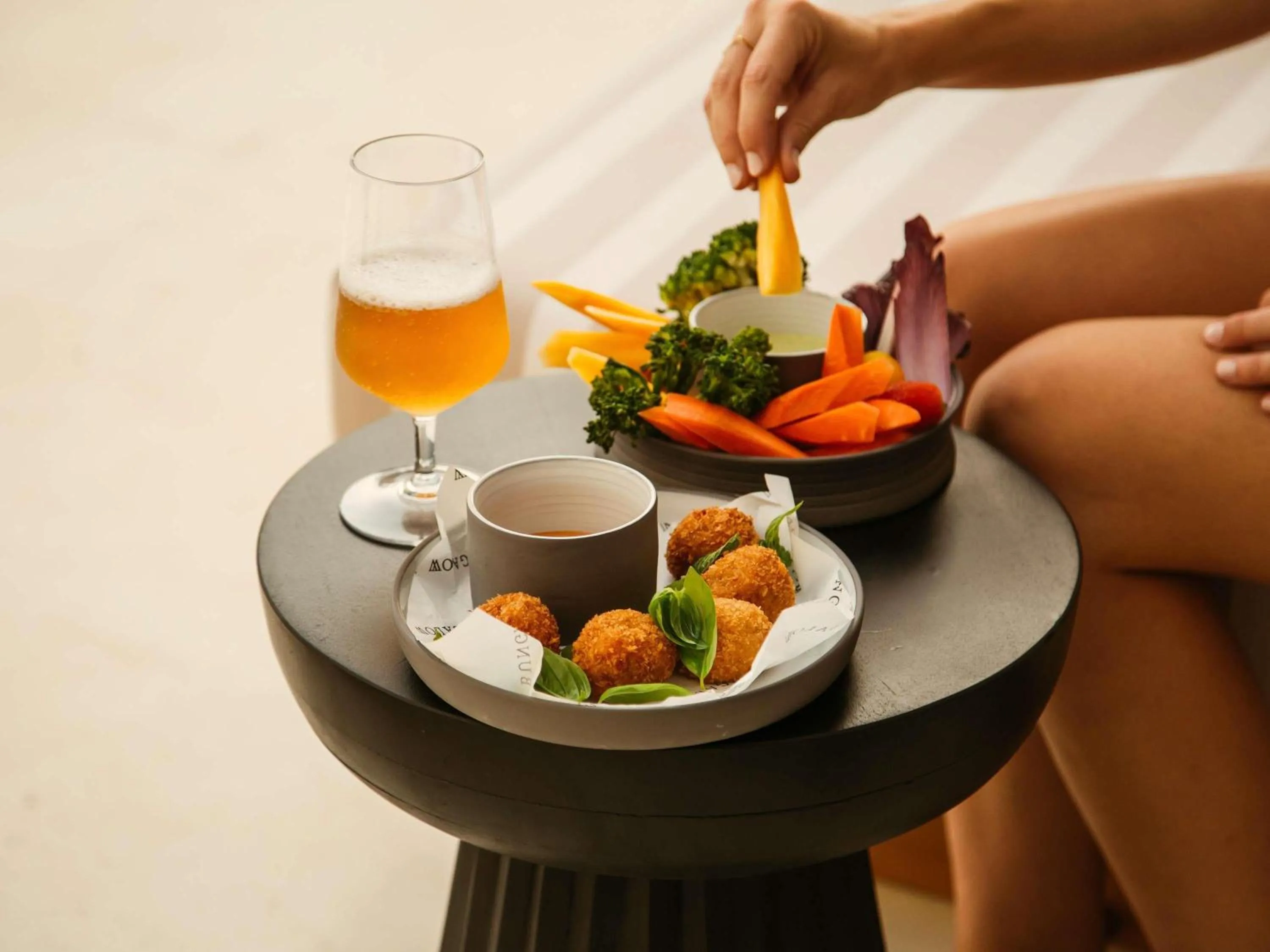 Restaurant/places to eat in Hyde Ibiza