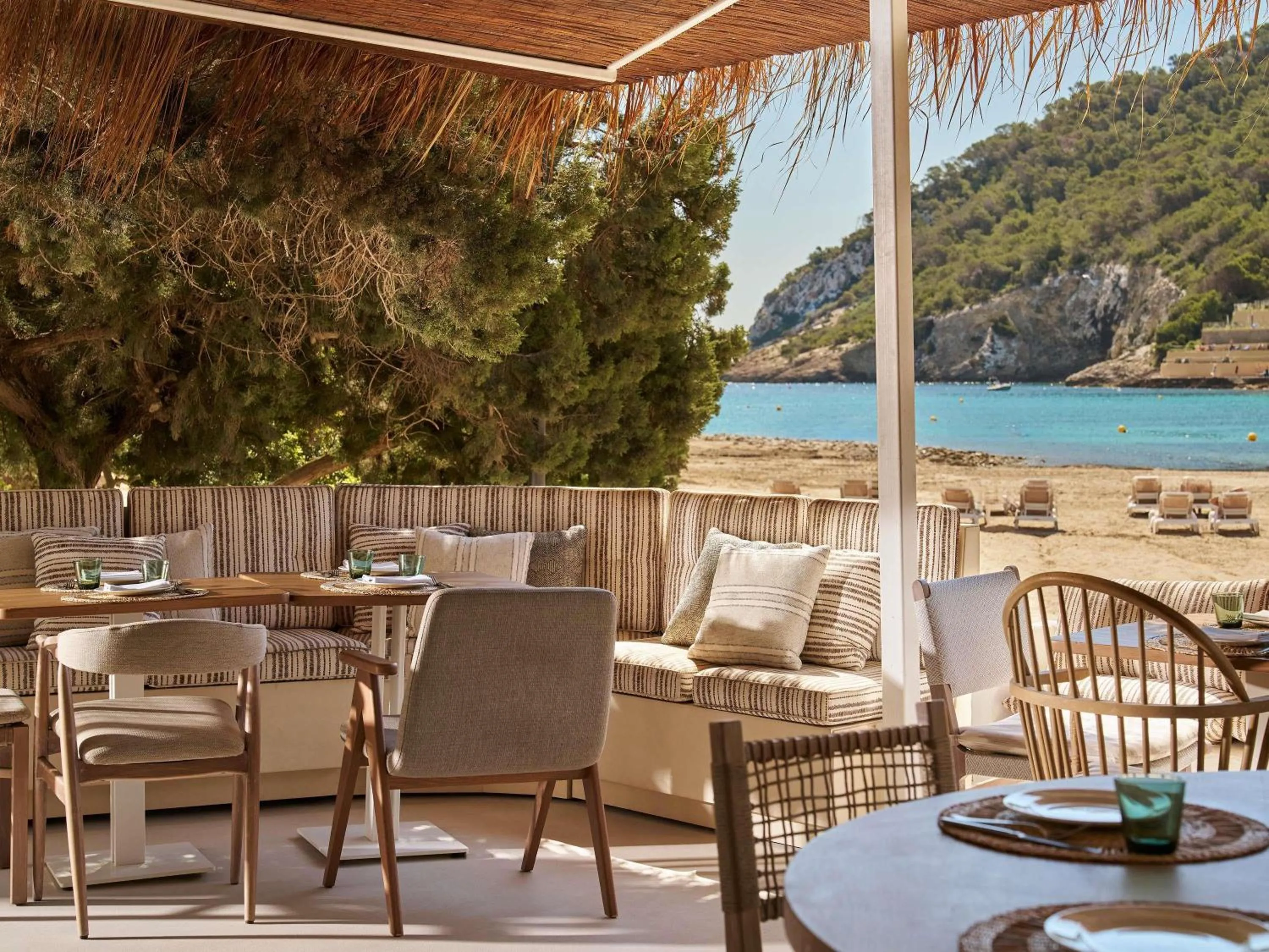 Restaurant/places to eat in Hyde Ibiza