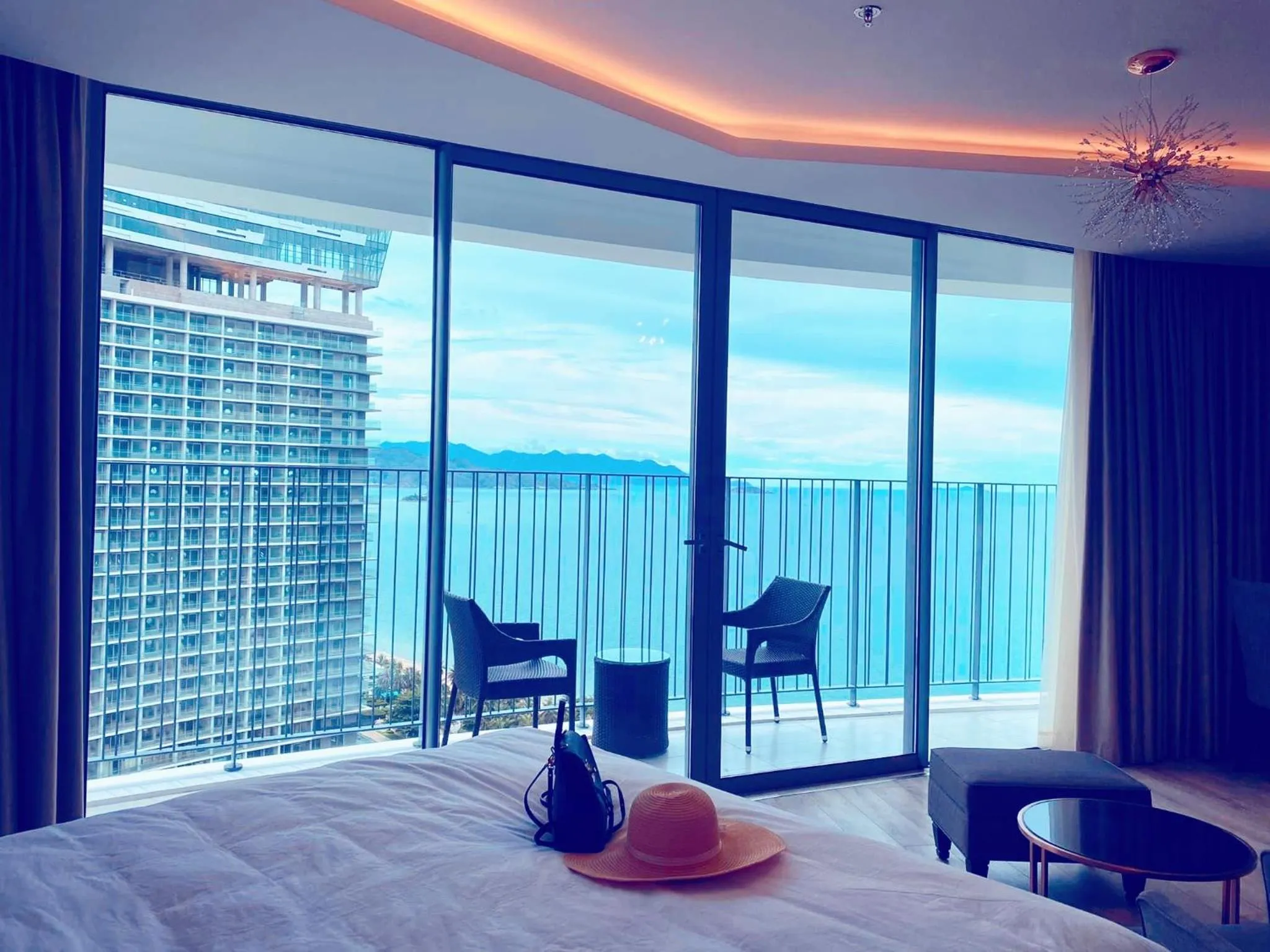 Bed in PANORAMA Condotel by HLG