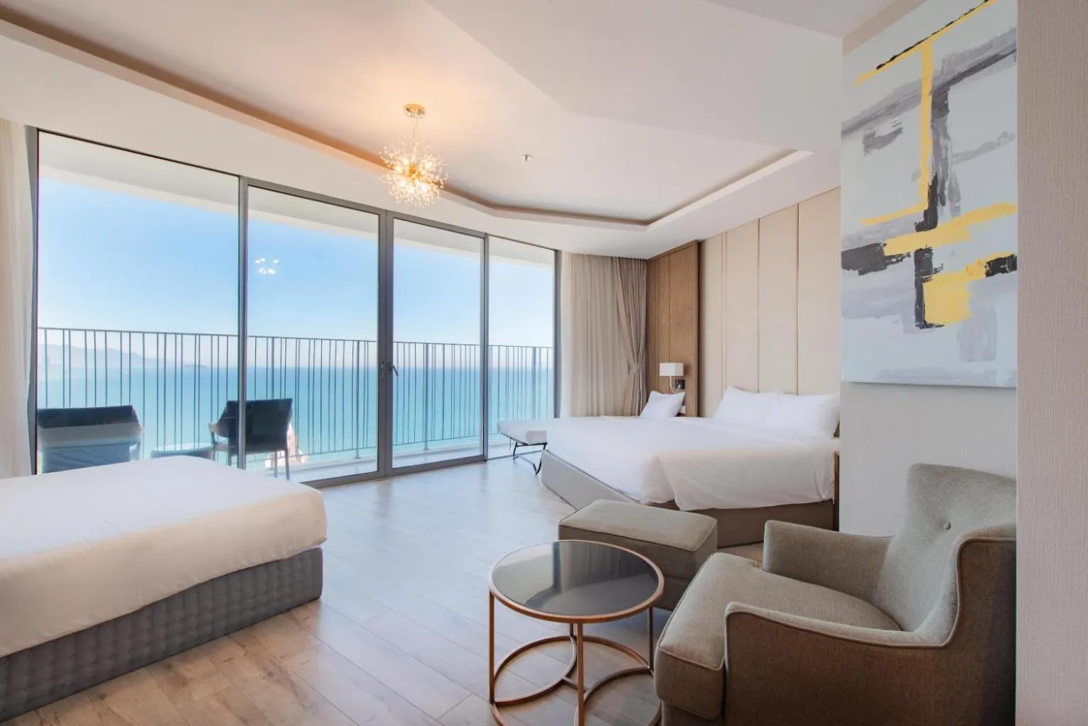 Bed in PANORAMA Condotel by HLG