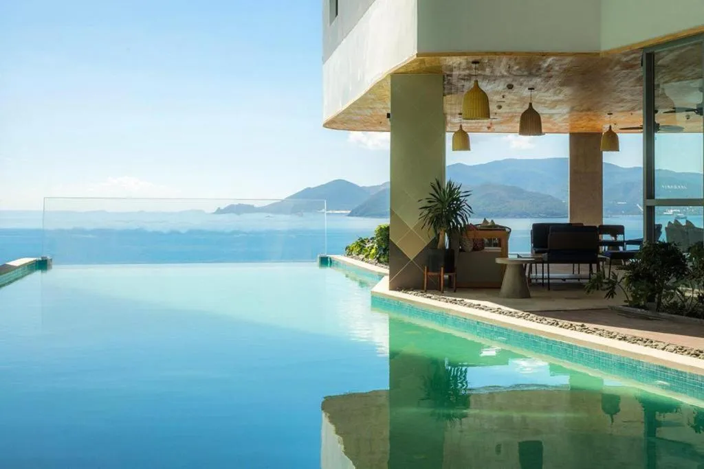 Swimming pool in PANORAMA Condotel by HLG