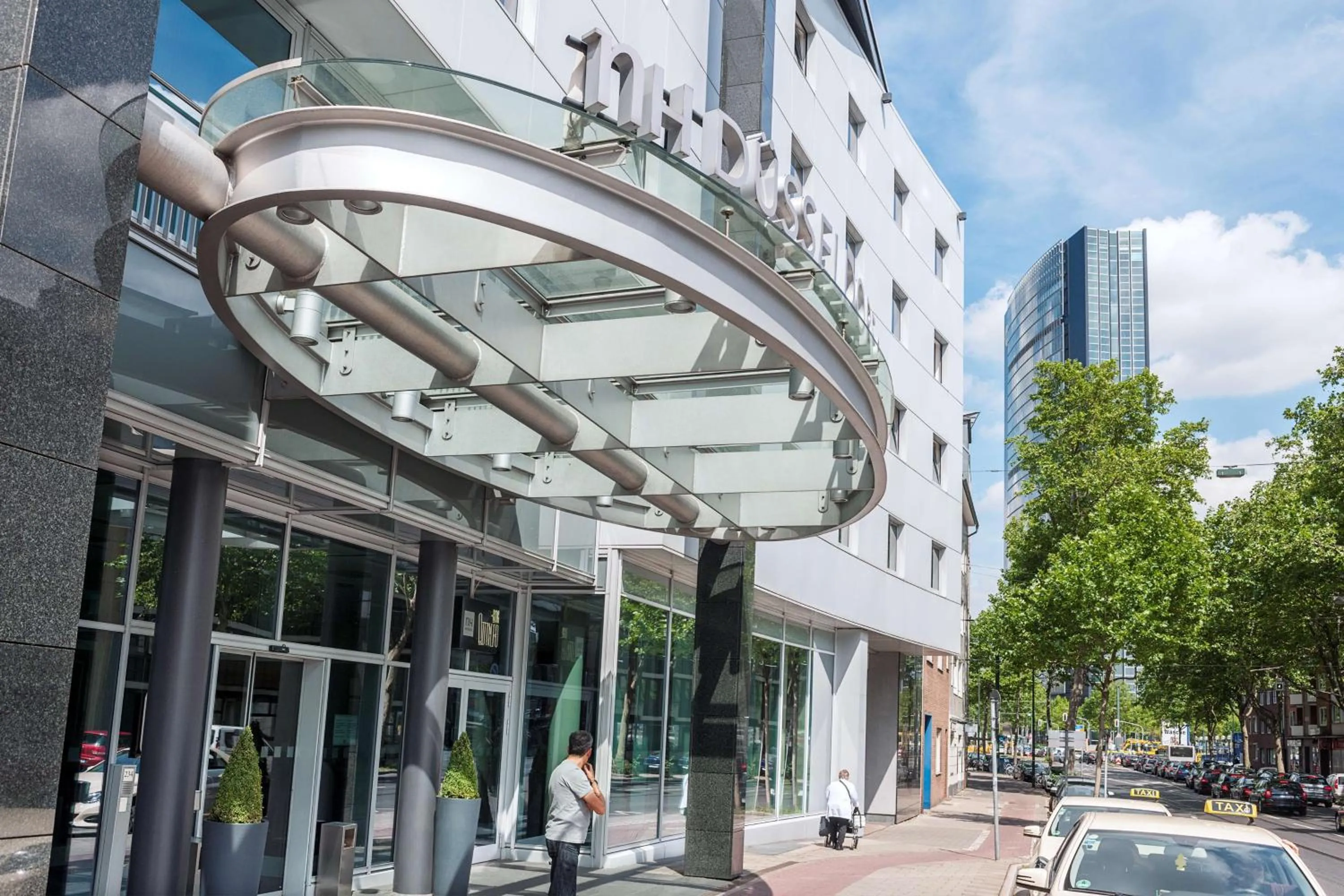 Property building in NH Düsseldorf City Nord