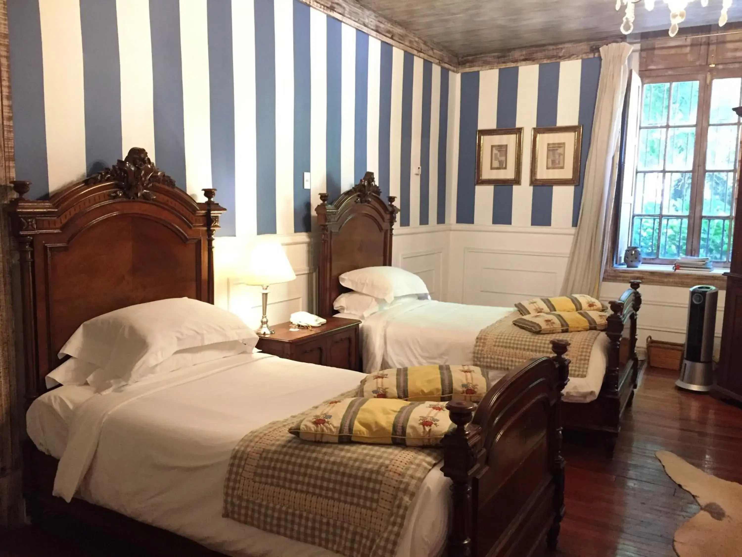 Superior Twin Room in Hotel Casa Silva Superior Twin Room in Hotel Casa Silva