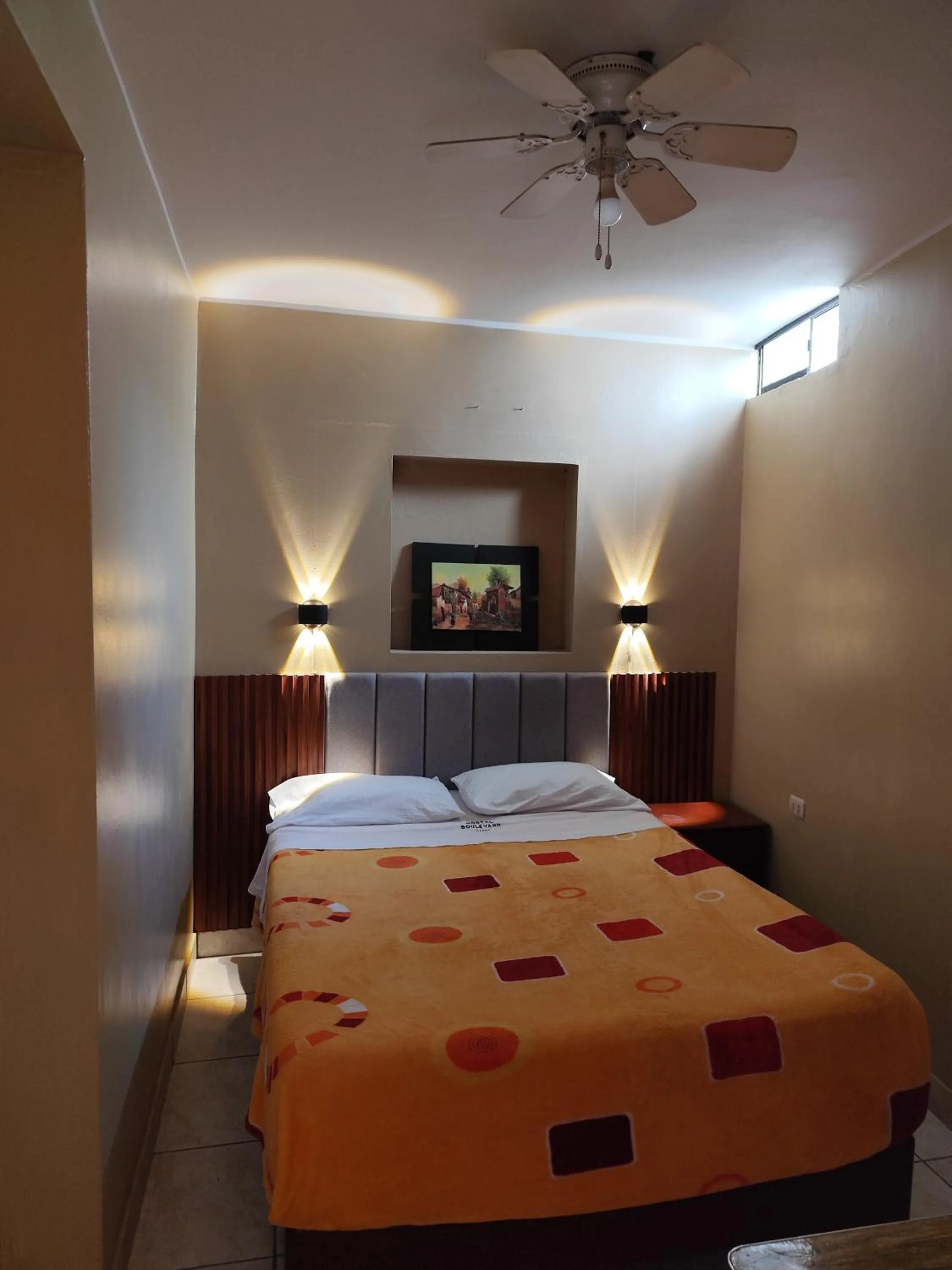 Bed in Hostal Boulevard