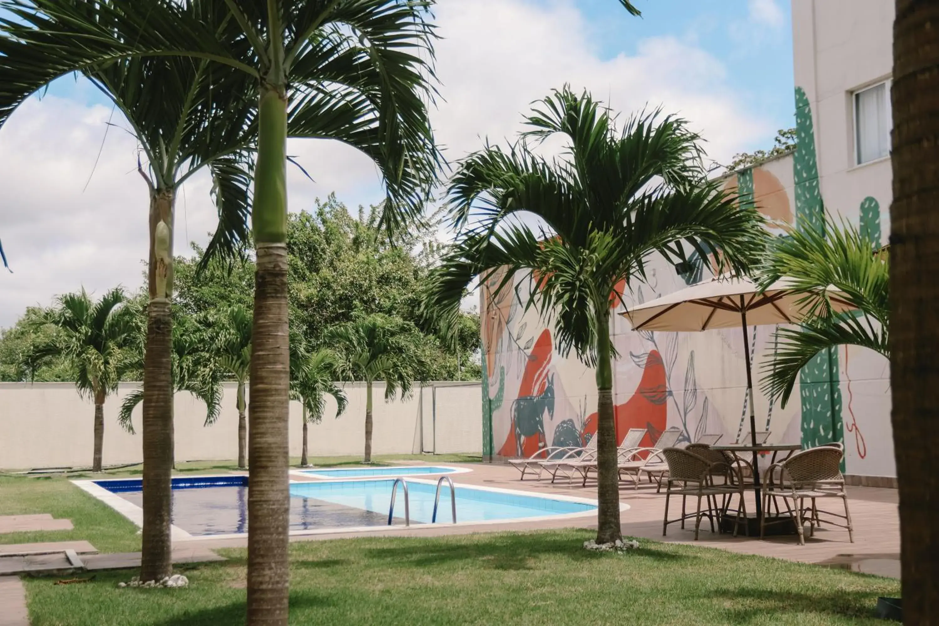 Swimming pool in Go Inn Goiana by Atlantica Hotels Swimming pool in Go Inn Goiana by Atlantica Hotels