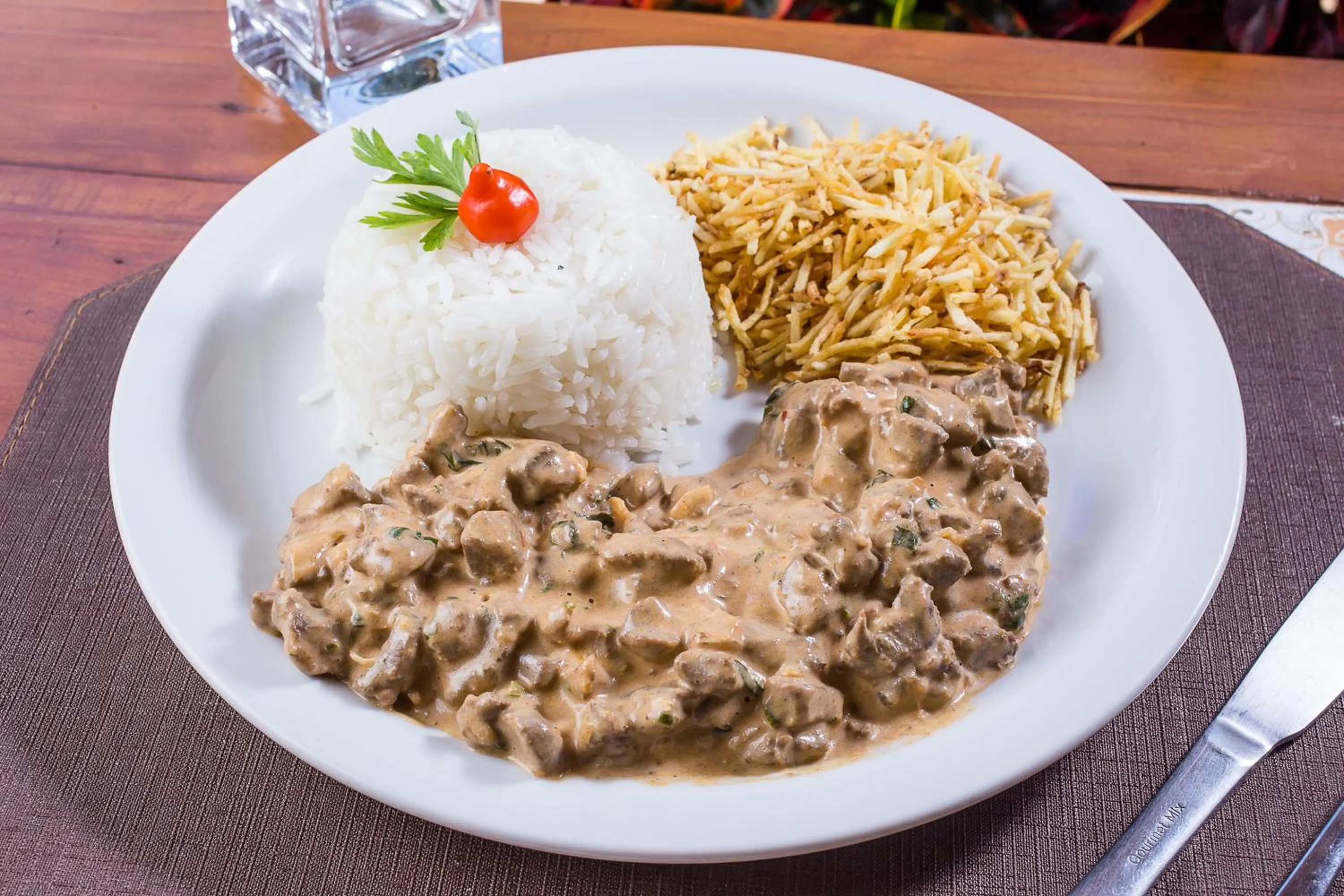 Restaurant/places to eat in Ville Hotel Gramadão