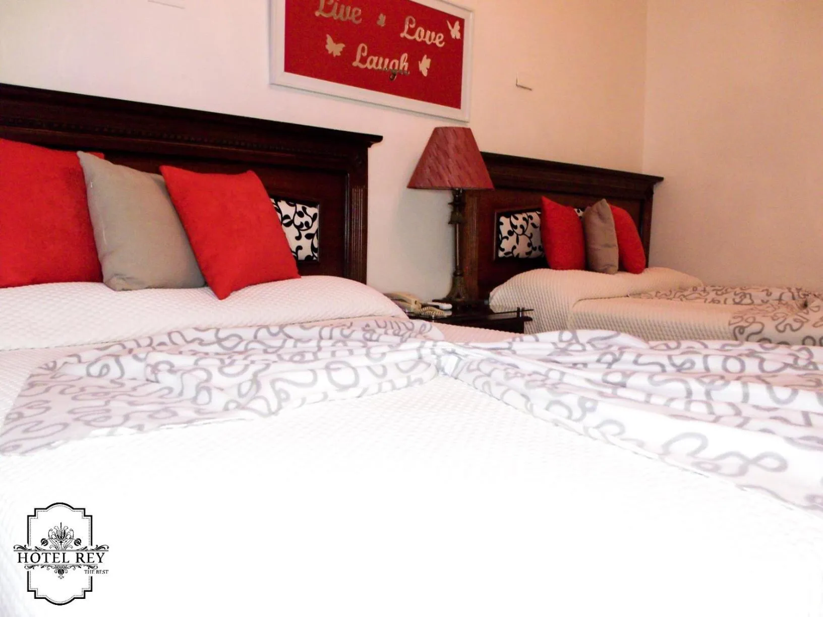 Staff, Bed in Hotel Rey