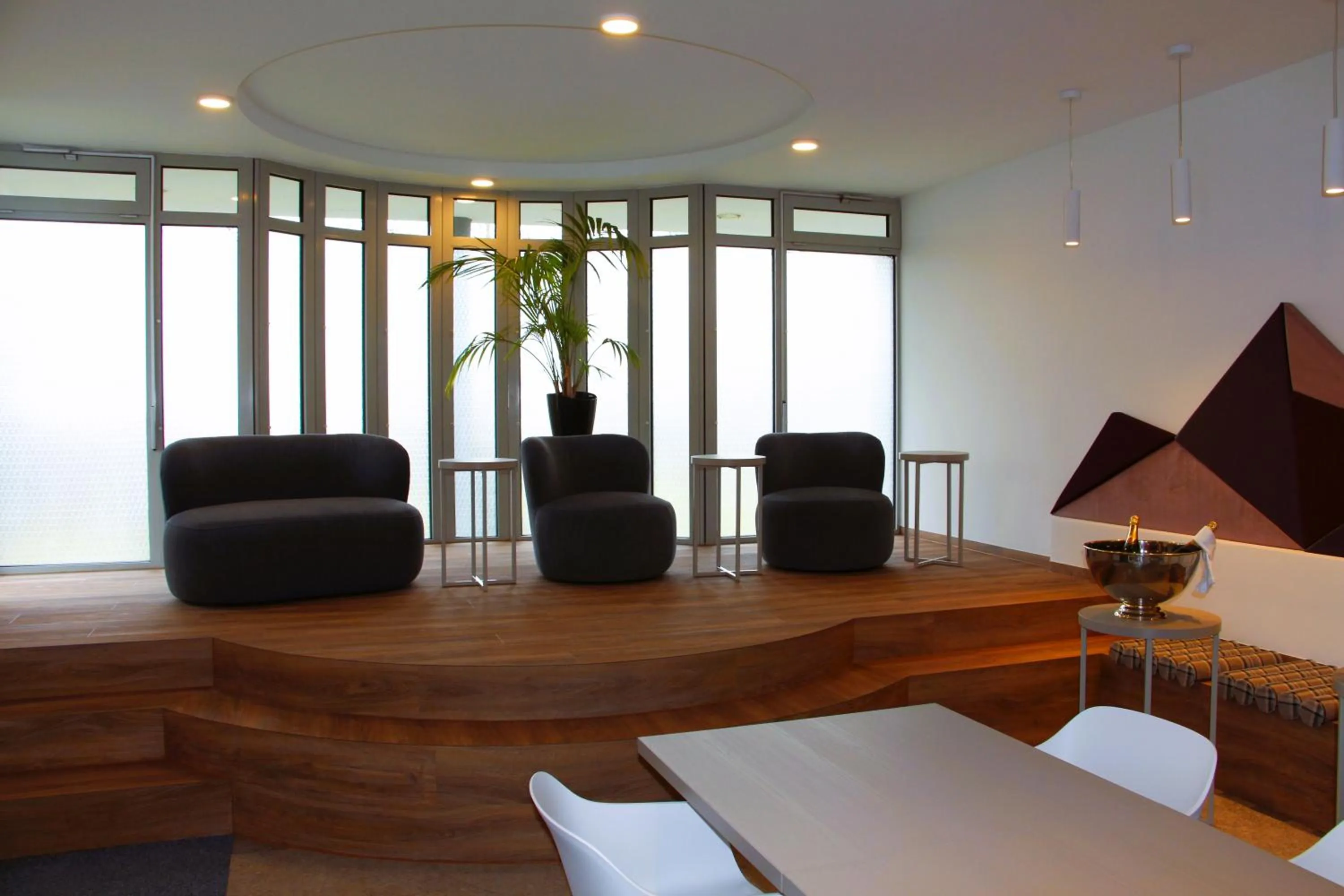 Business facilities in SCOTTY & PAUL Hotel Deggendorf