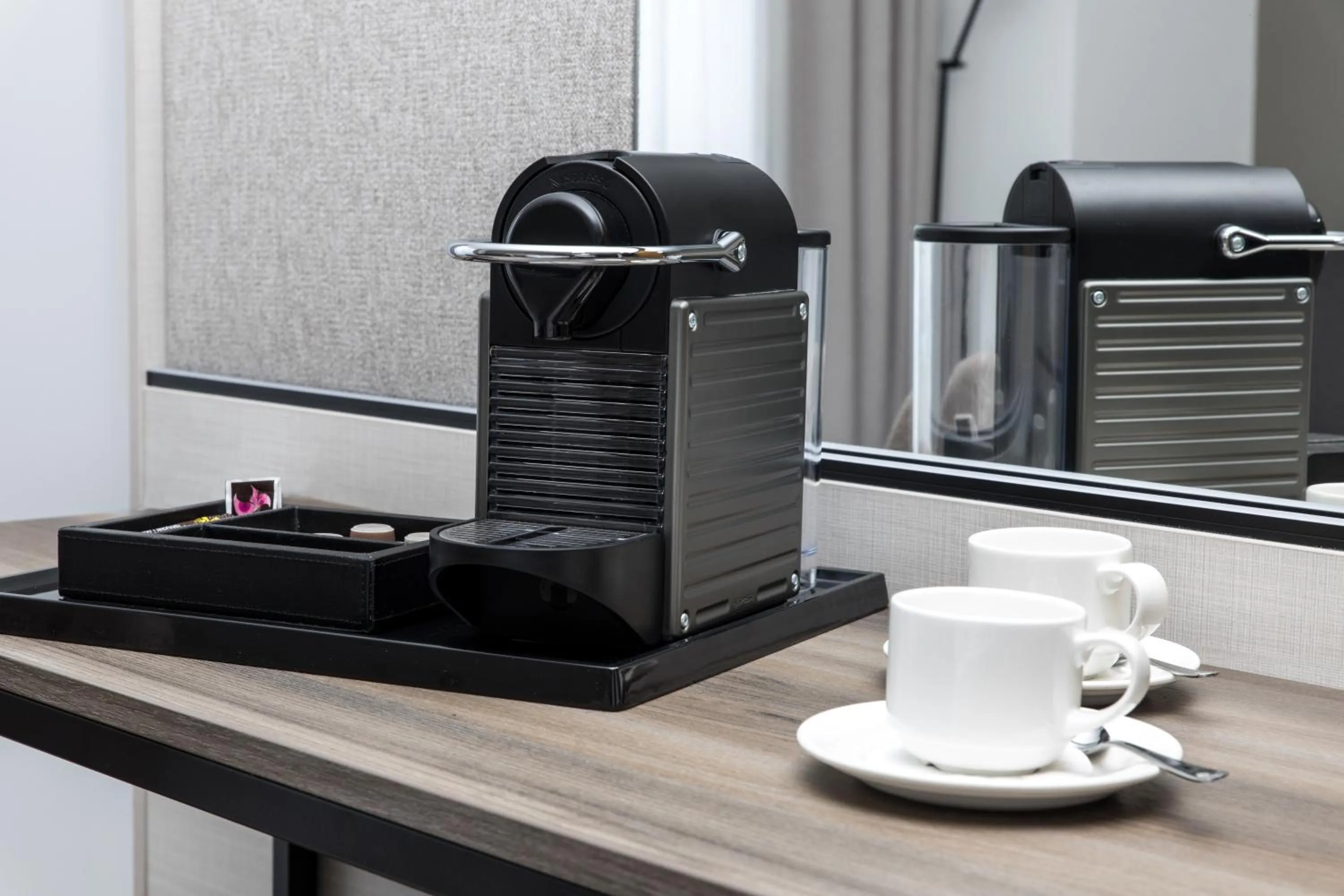 Coffee/tea facilities in SCOTTY & PAUL Hotel Deggendorf