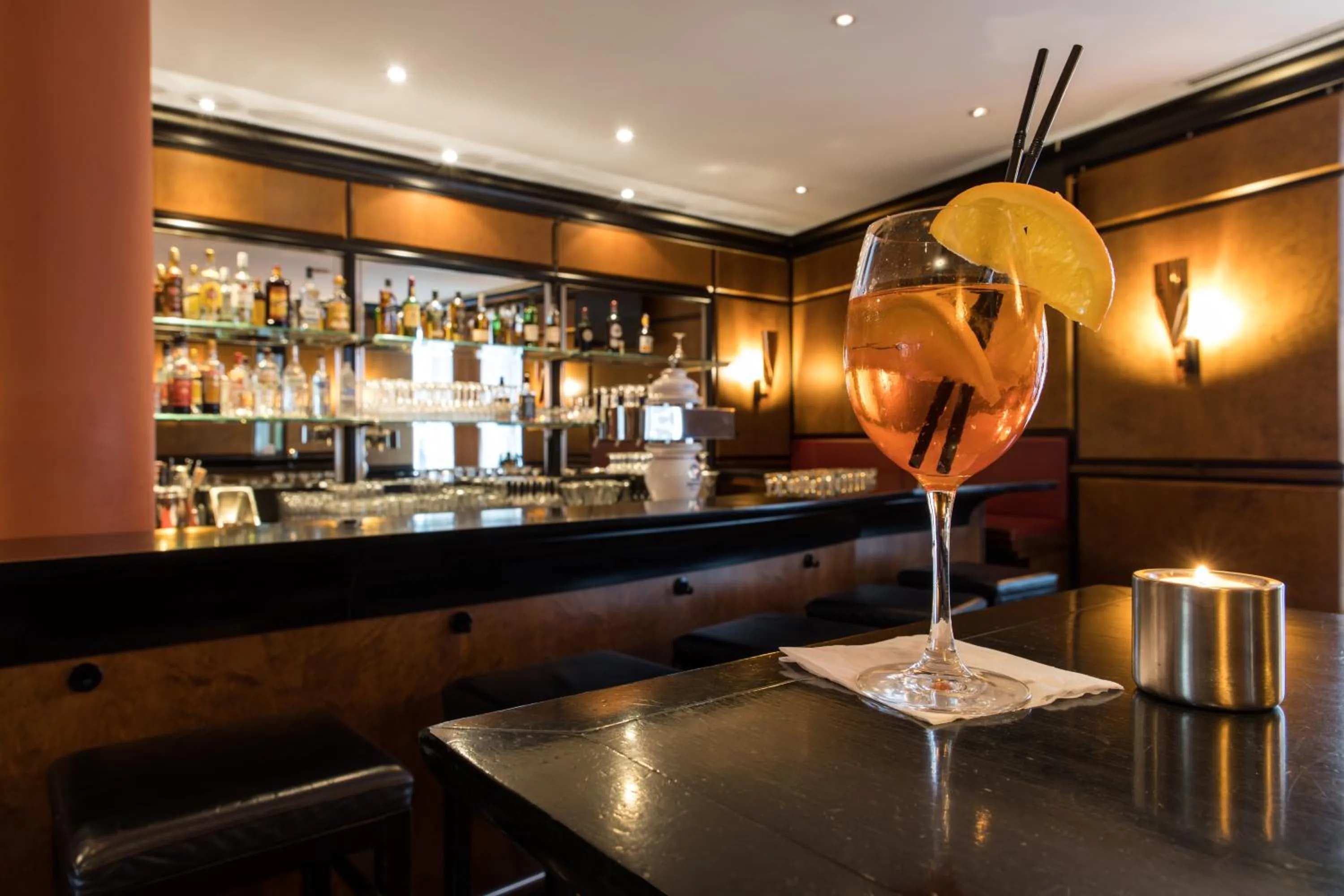 Lounge or bar in SCOTTY & PAUL Hotel Deggendorf