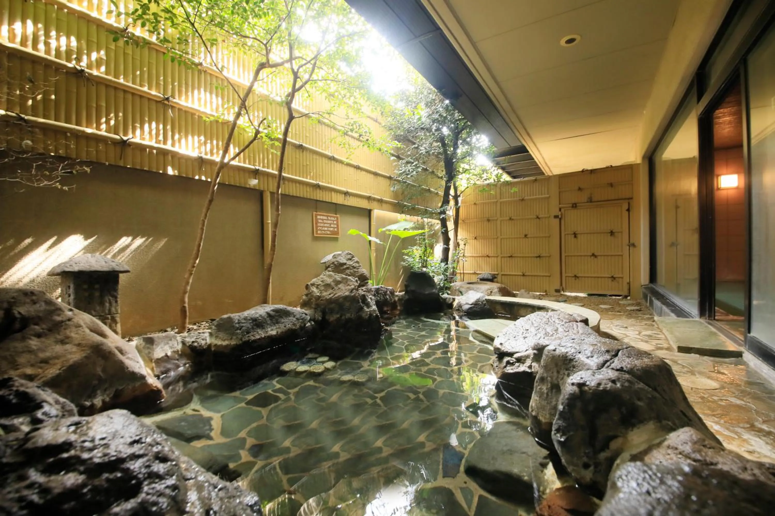 Hot Spring Bath in Hanasuishou