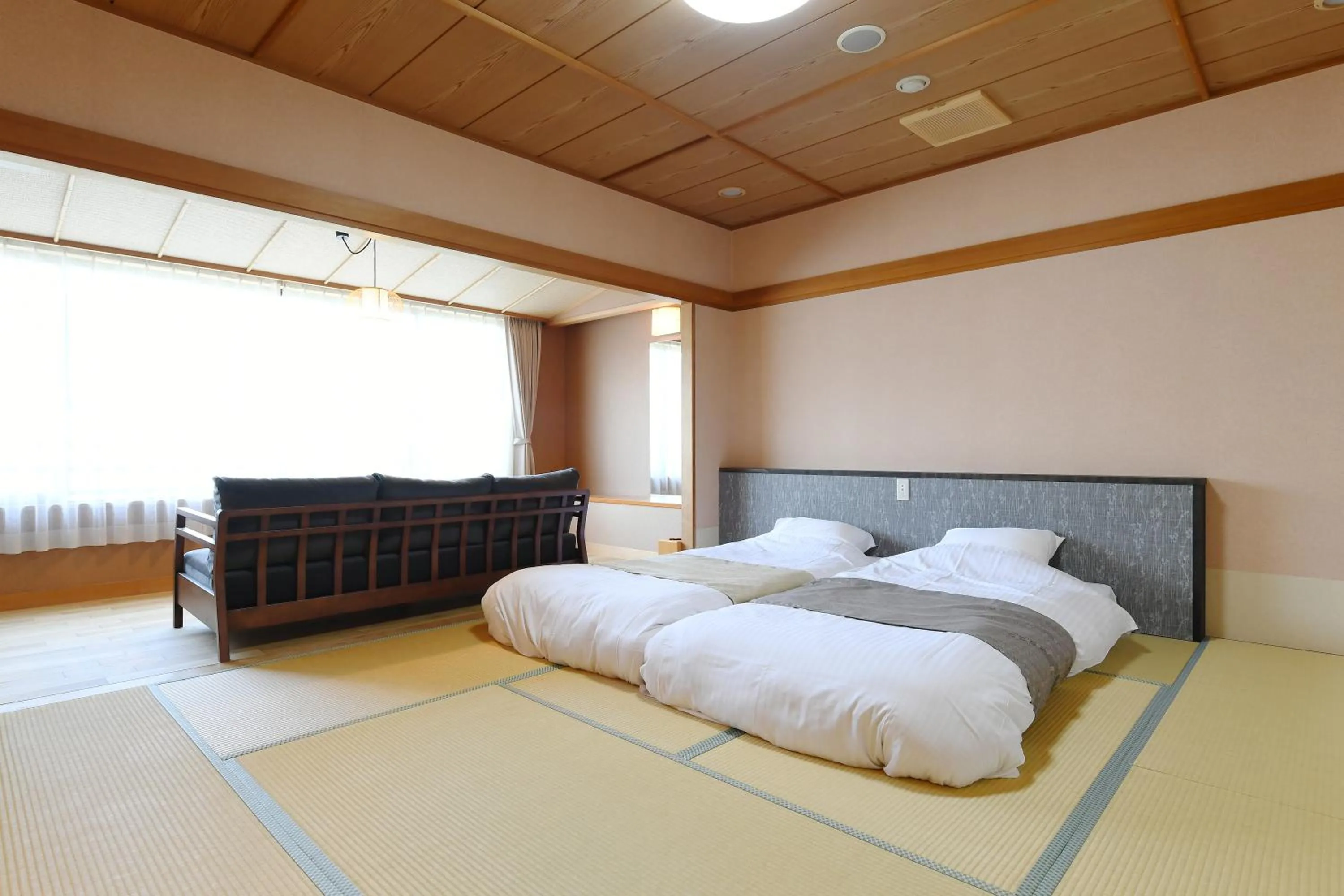 Photo of the whole room, Bed in Hanasuishou