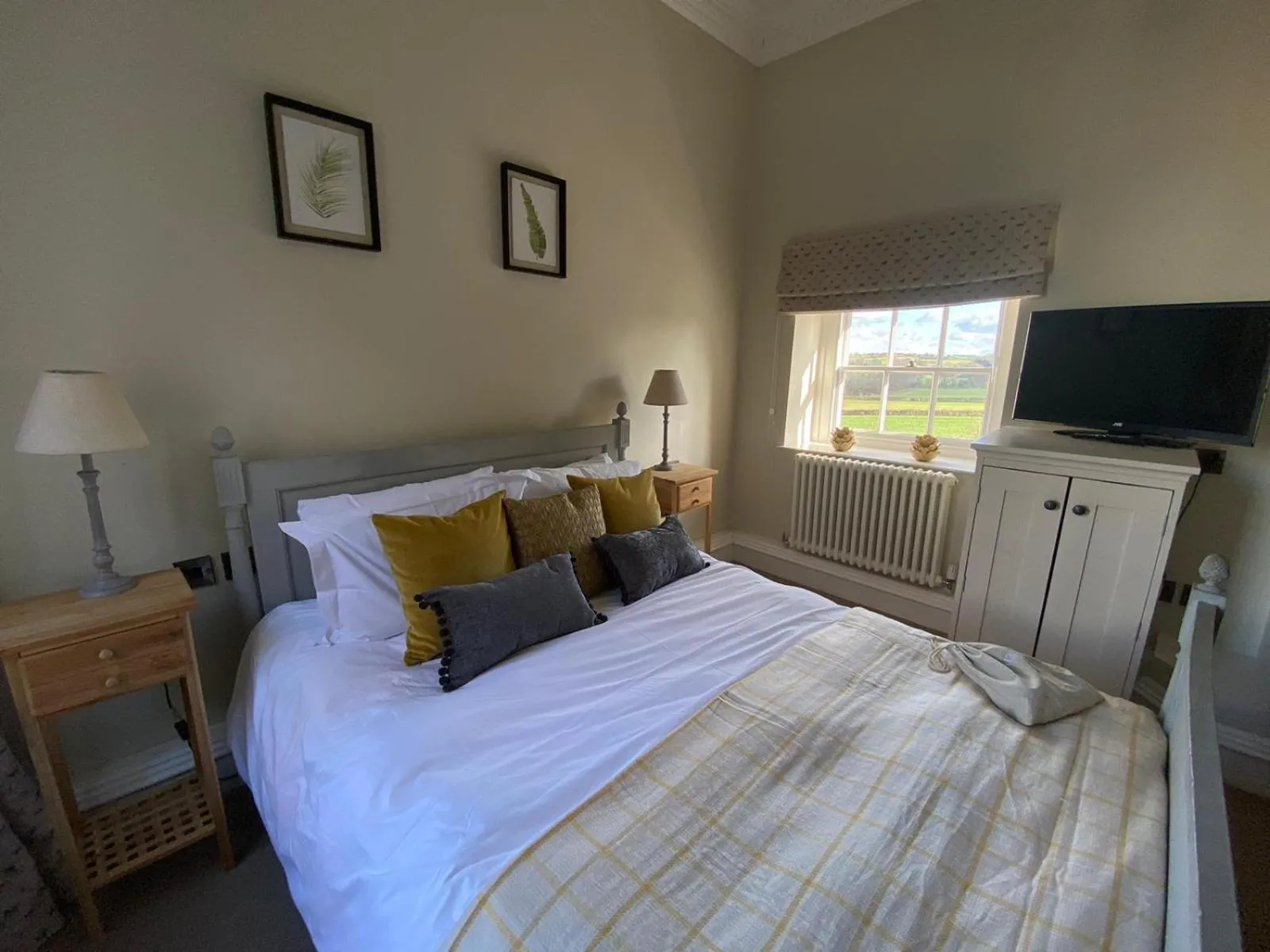 Bedroom, Bed in Kedleston Country House B&B