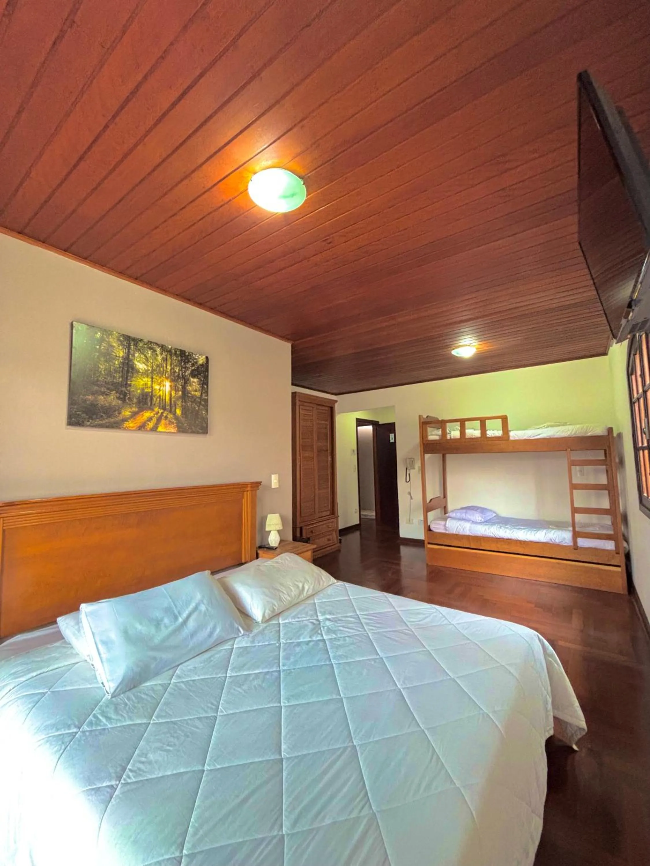 Photo of the whole room, Bed in Pousada Portal da Serra