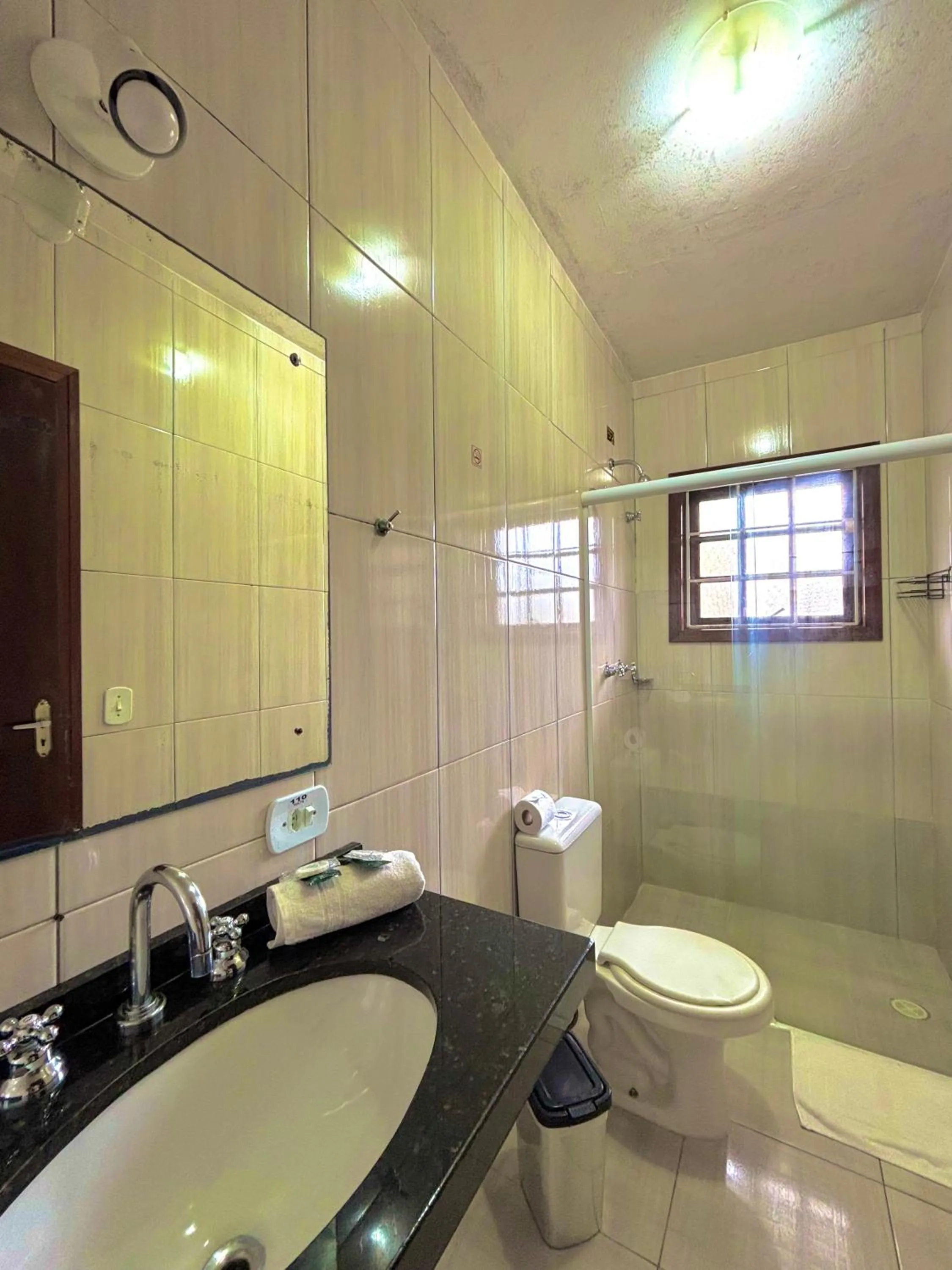 Bathroom in Pousada Portal da Serra