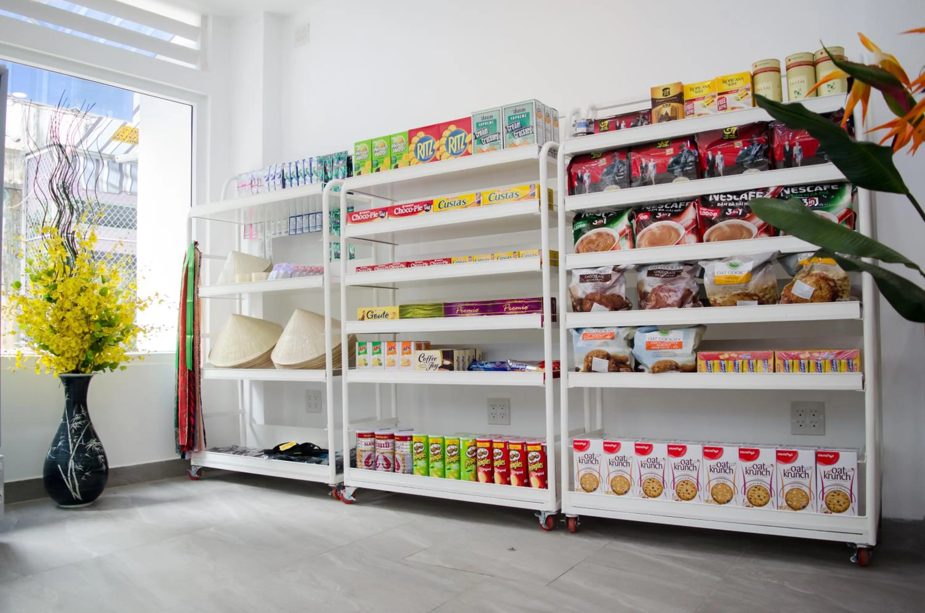 On-site shops in LeBlanc Saigon