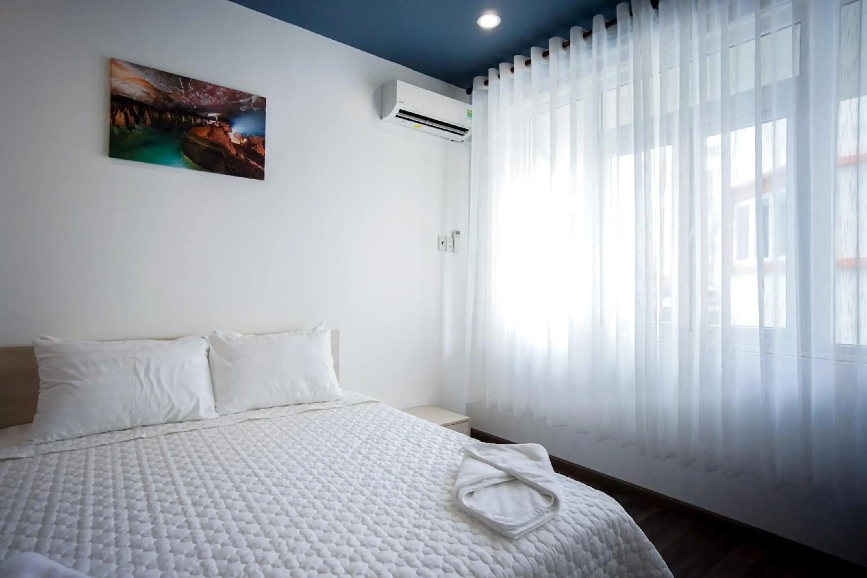 Bed in LeBlanc Saigon Bed in LeBlanc Saigon