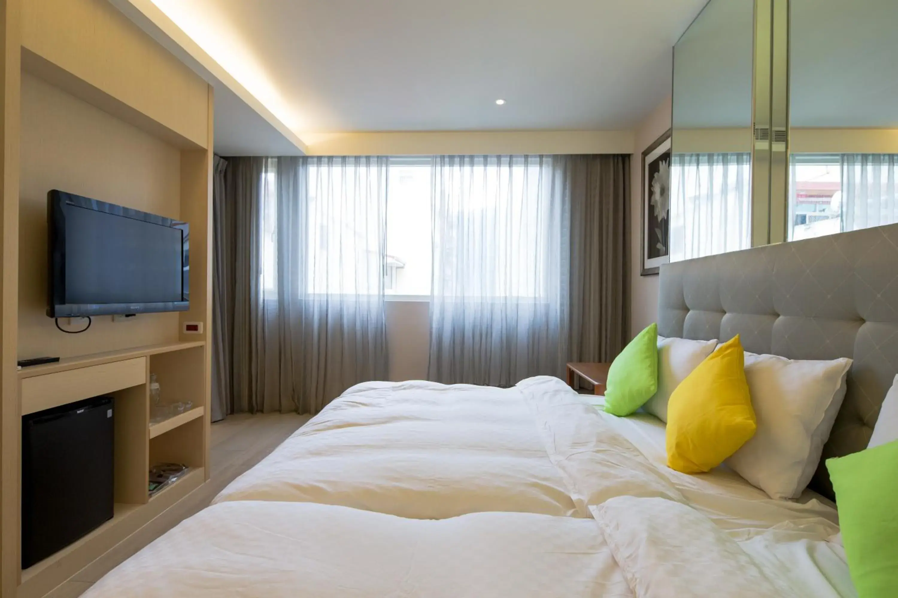 Photo of the whole room, Bed in Crystal Inn Sun Moon Lake Photo of the whole room, Bed in Crystal Inn Sun Moon Lake