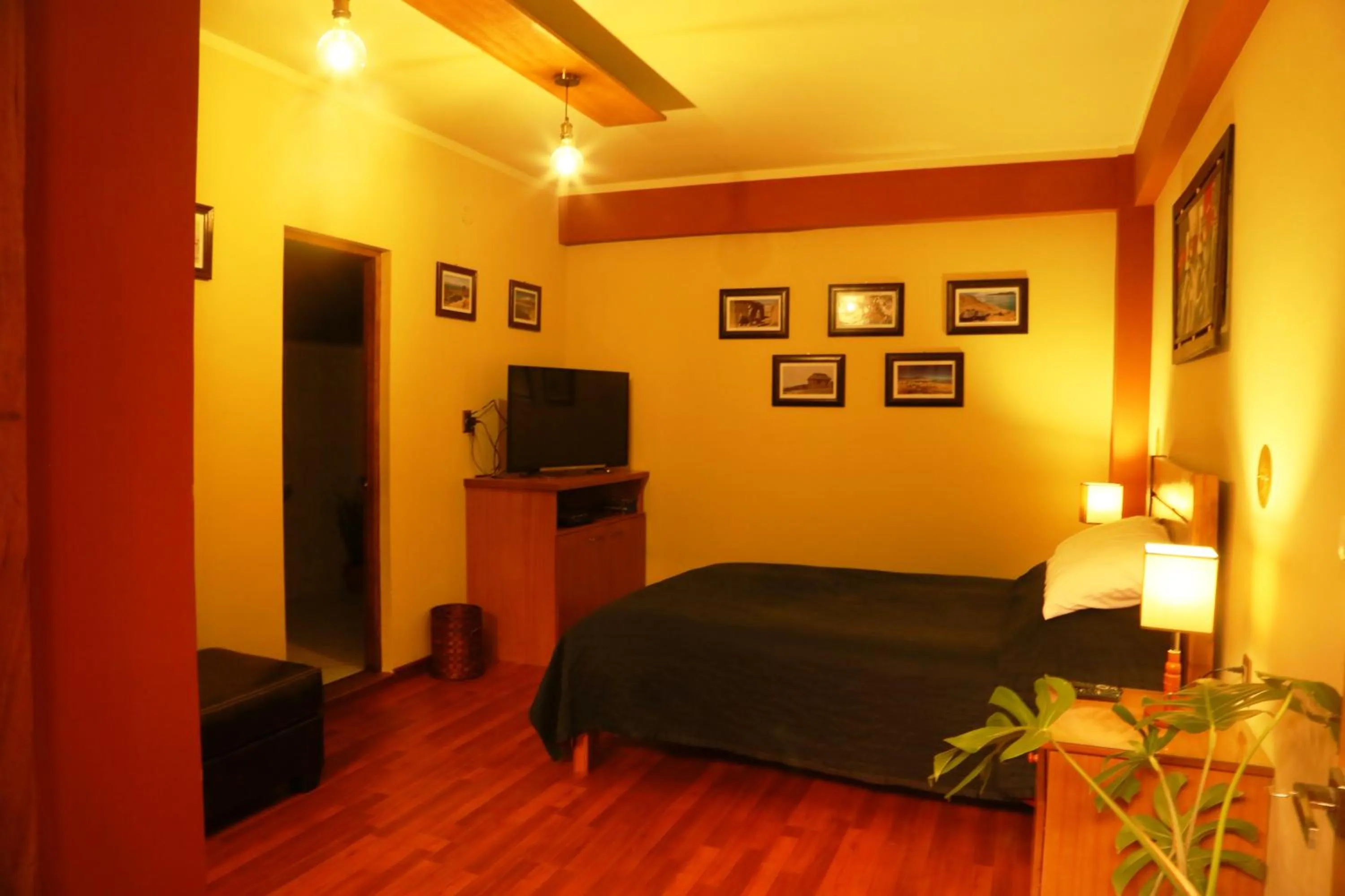 Bed in Hostal Cagnapa Restobar