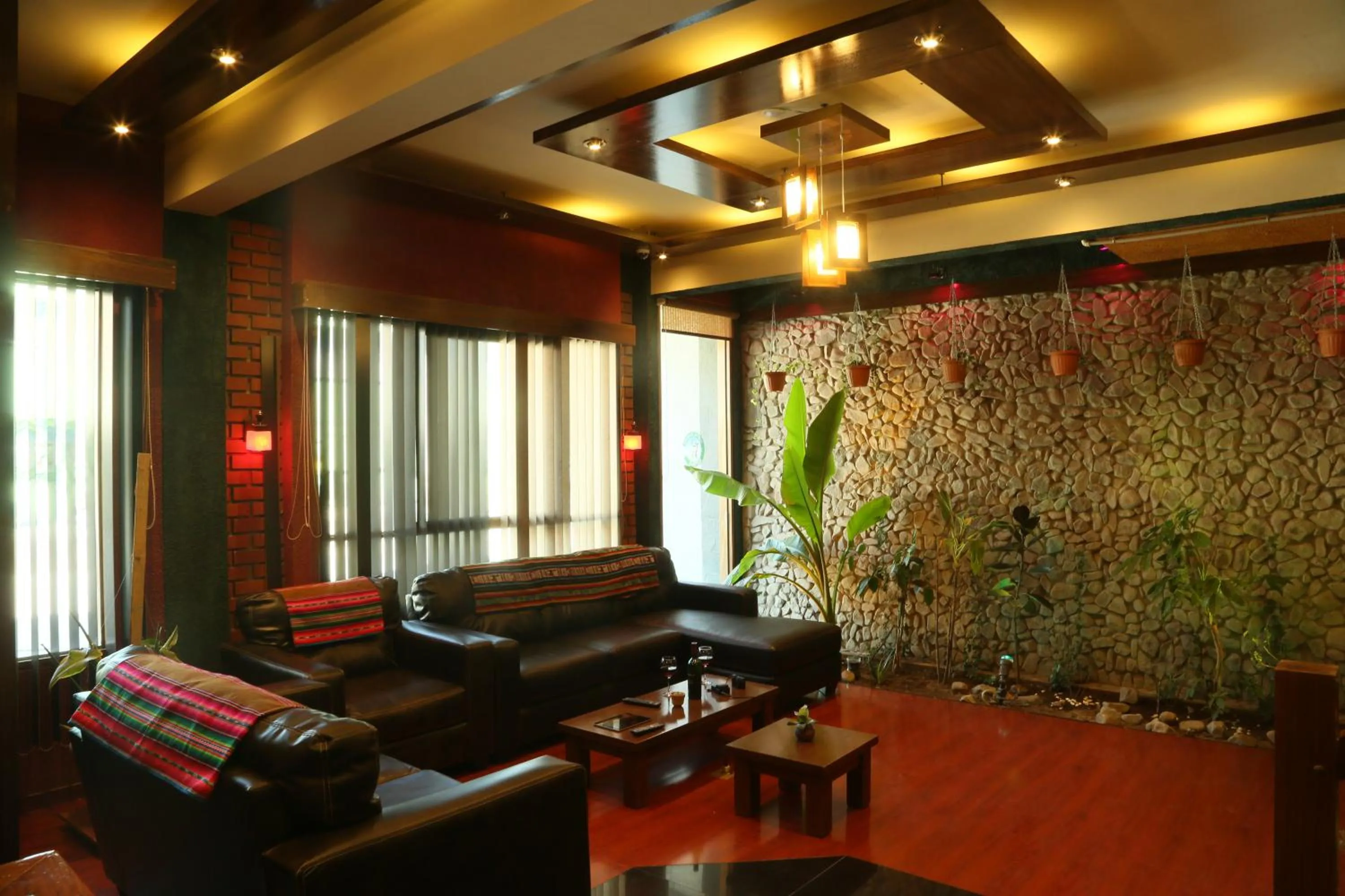 Seating area in Hostal Cagnapa Restobar