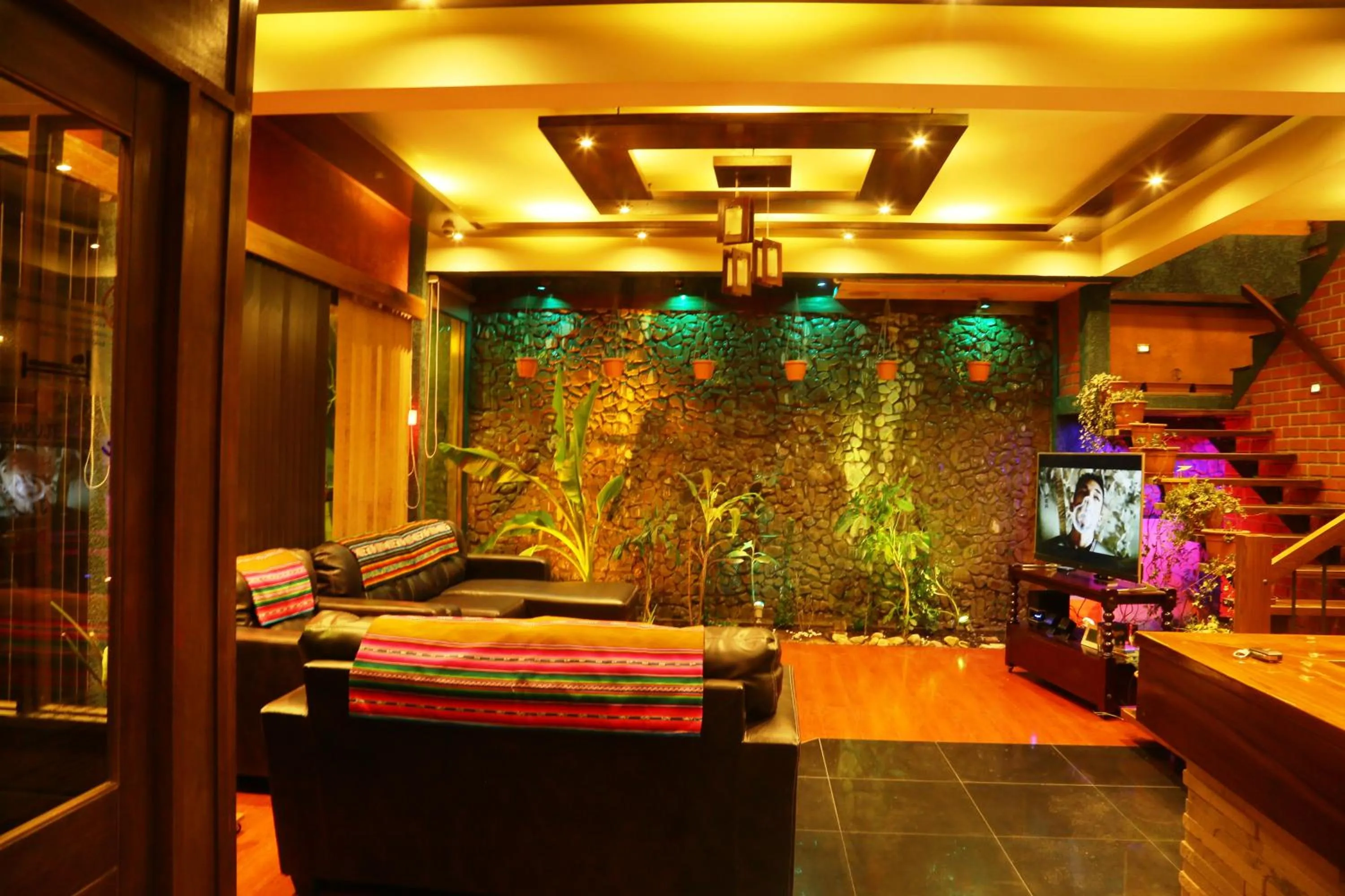 Seating area in Hostal Cagnapa Restobar