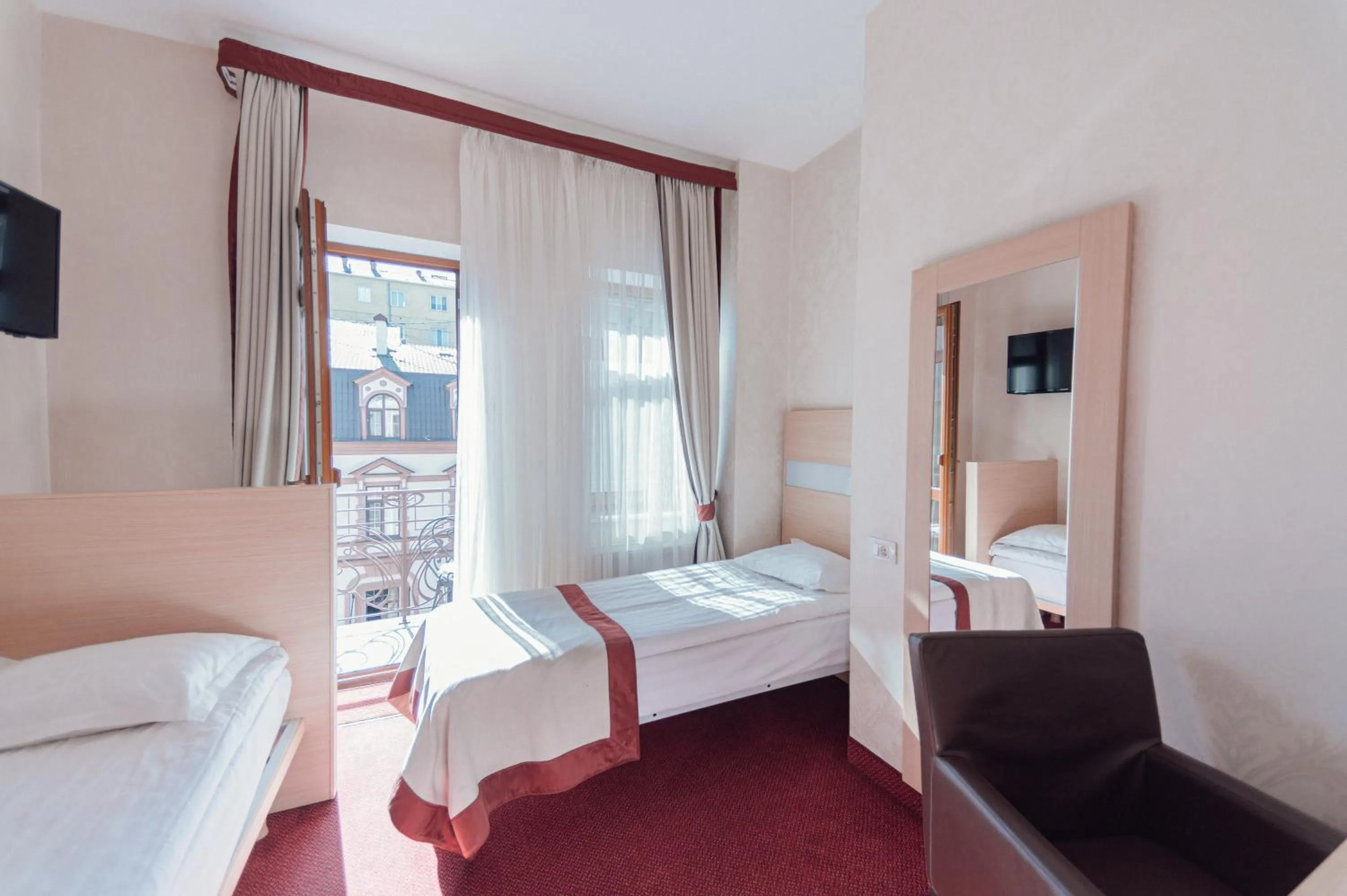 Photo of the whole room, Bed in Boutique Hotel Palais Royal